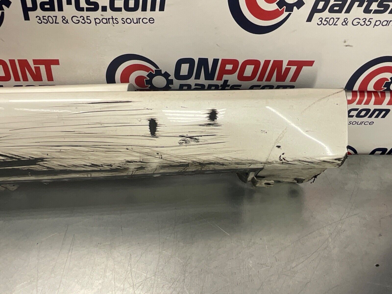 2014 Nissan Z34 370Z Passenger Right Side Skirt Rocker Panel OEM 14BILE5 - On Point Parts Inc