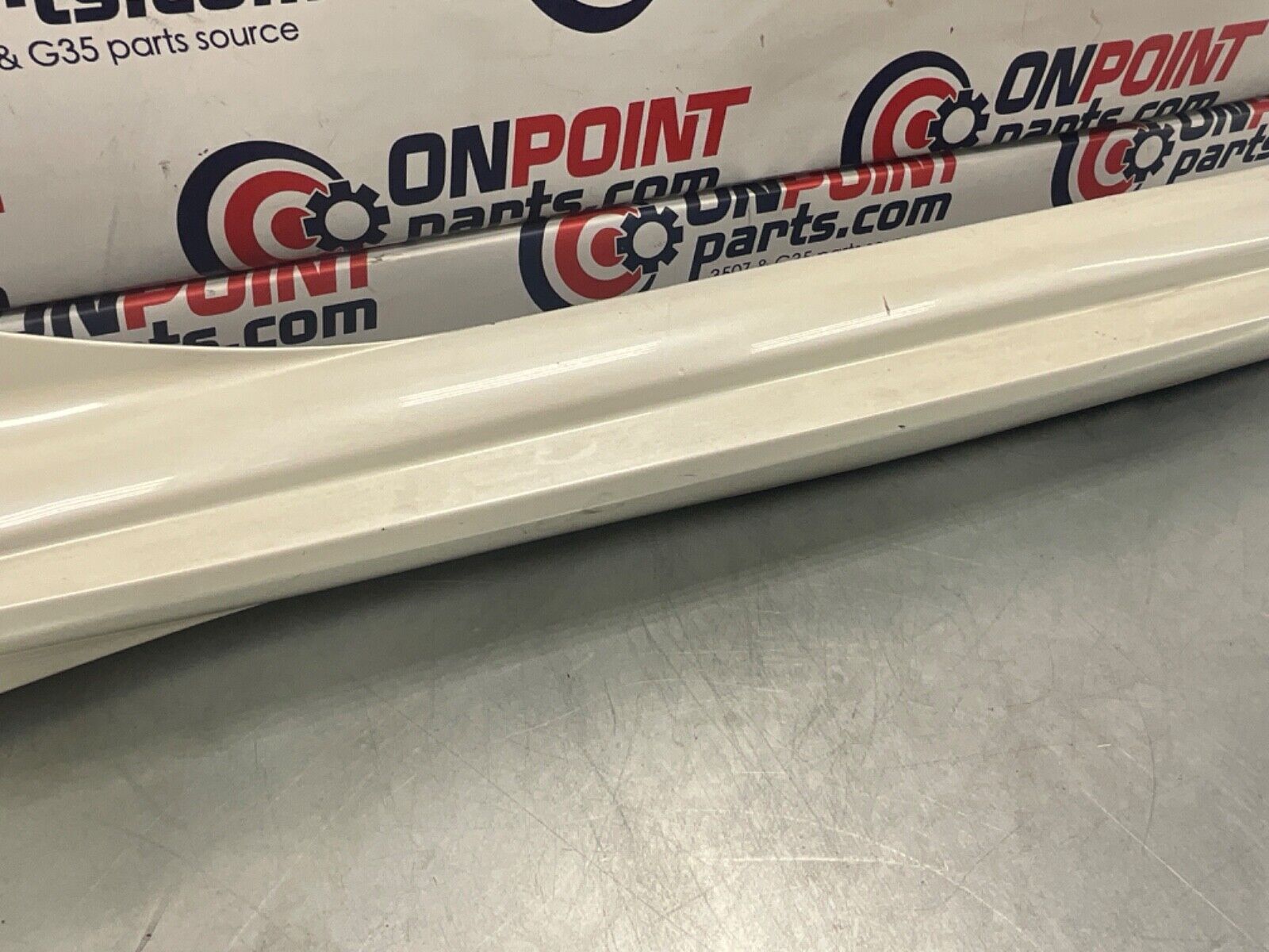 2014 Nissan Z34 370Z Passenger Right Side Skirt Rocker Panel OEM 14BILE5 - On Point Parts Inc