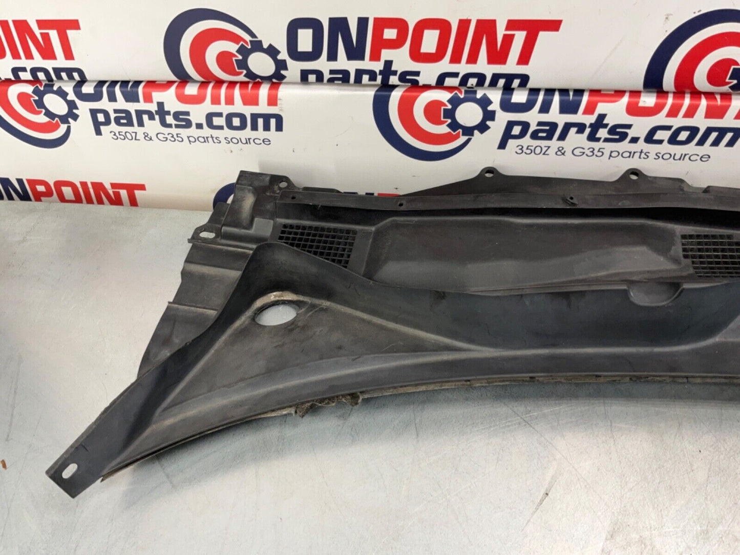2014 Nissan Z34 370Z Front Windshield Wiper Cowl Assembly OEM 14BILE3 - On Point Parts Inc