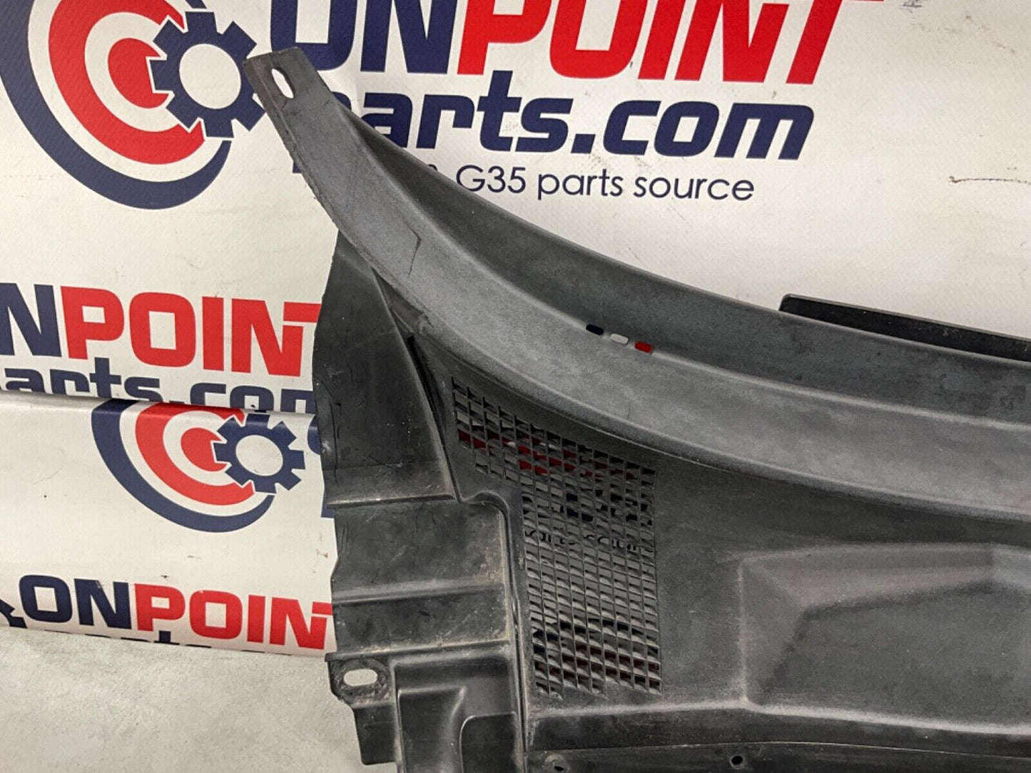 2014 Nissan Z34 370Z Front Windshield Wiper Cowl Assembly OEM 14BILE3 - On Point Parts Inc