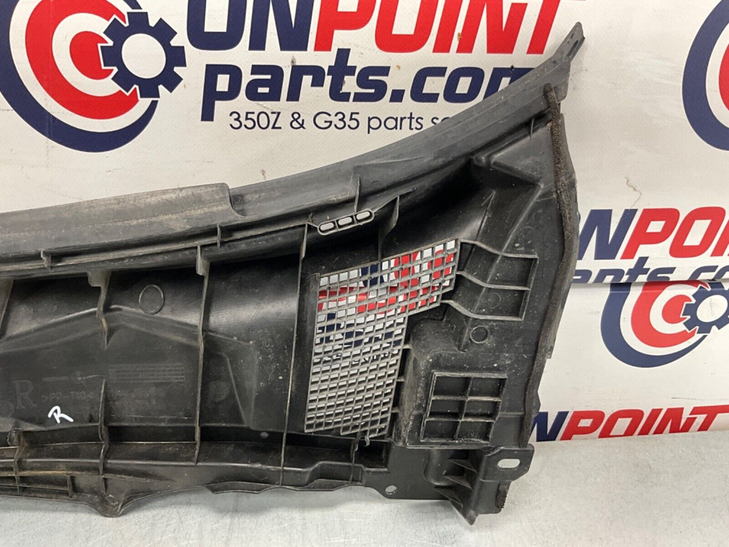 2014 Nissan Z34 370Z Front Windshield Wiper Cowl Assembly OEM 14BILE3 - On Point Parts Inc