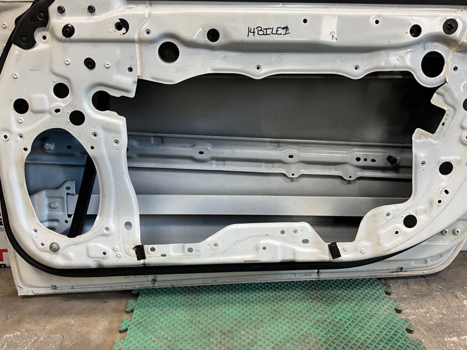 2014 Nissan Z34 370Z Passenger Right Door Shell OEM 14BILE1 - On Point Parts Inc