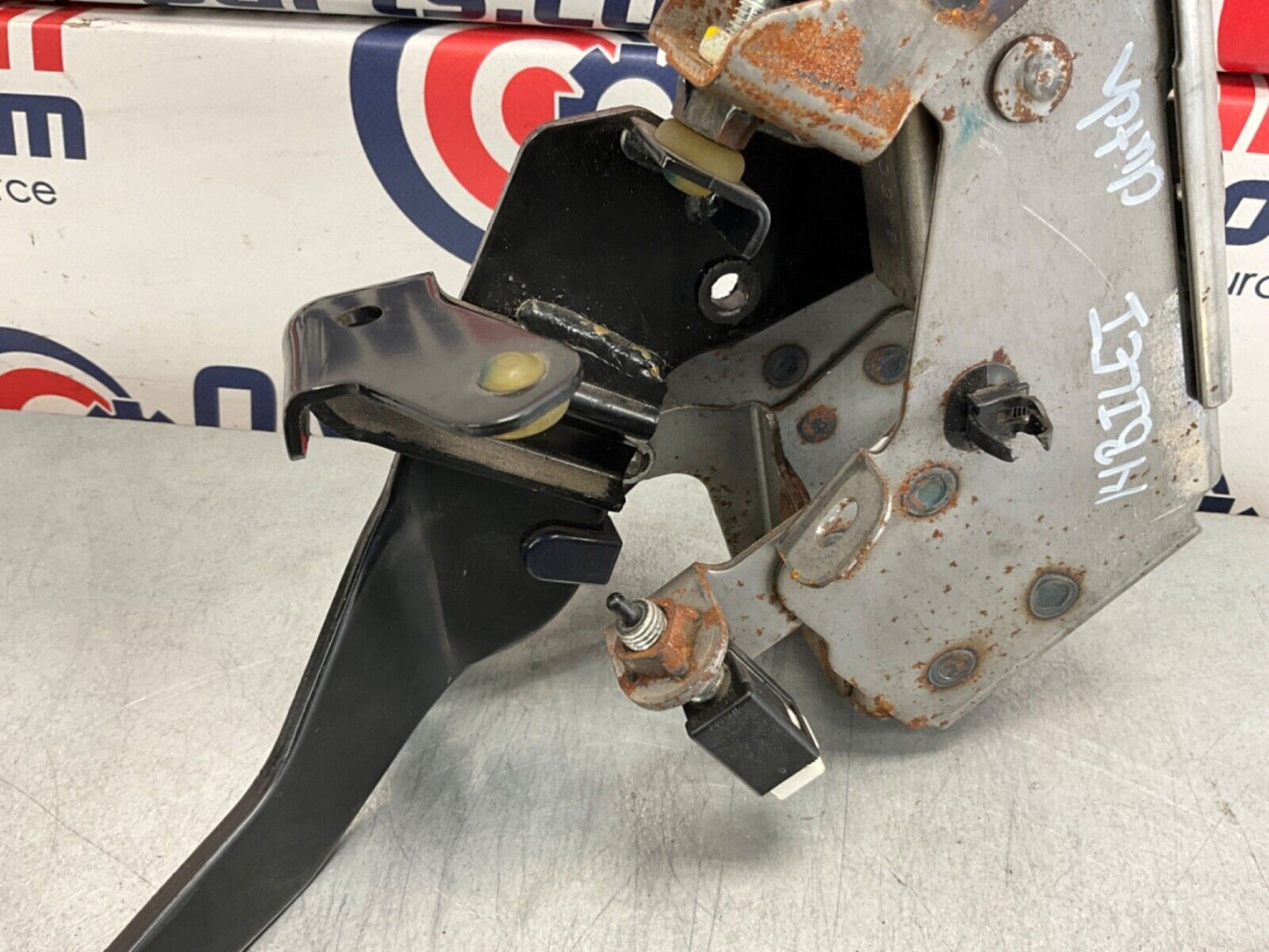 2014 Nissan Z34 370Z Manual Clutch Pedal Assembly M/T OEM 14BILEI - On Point Parts Inc