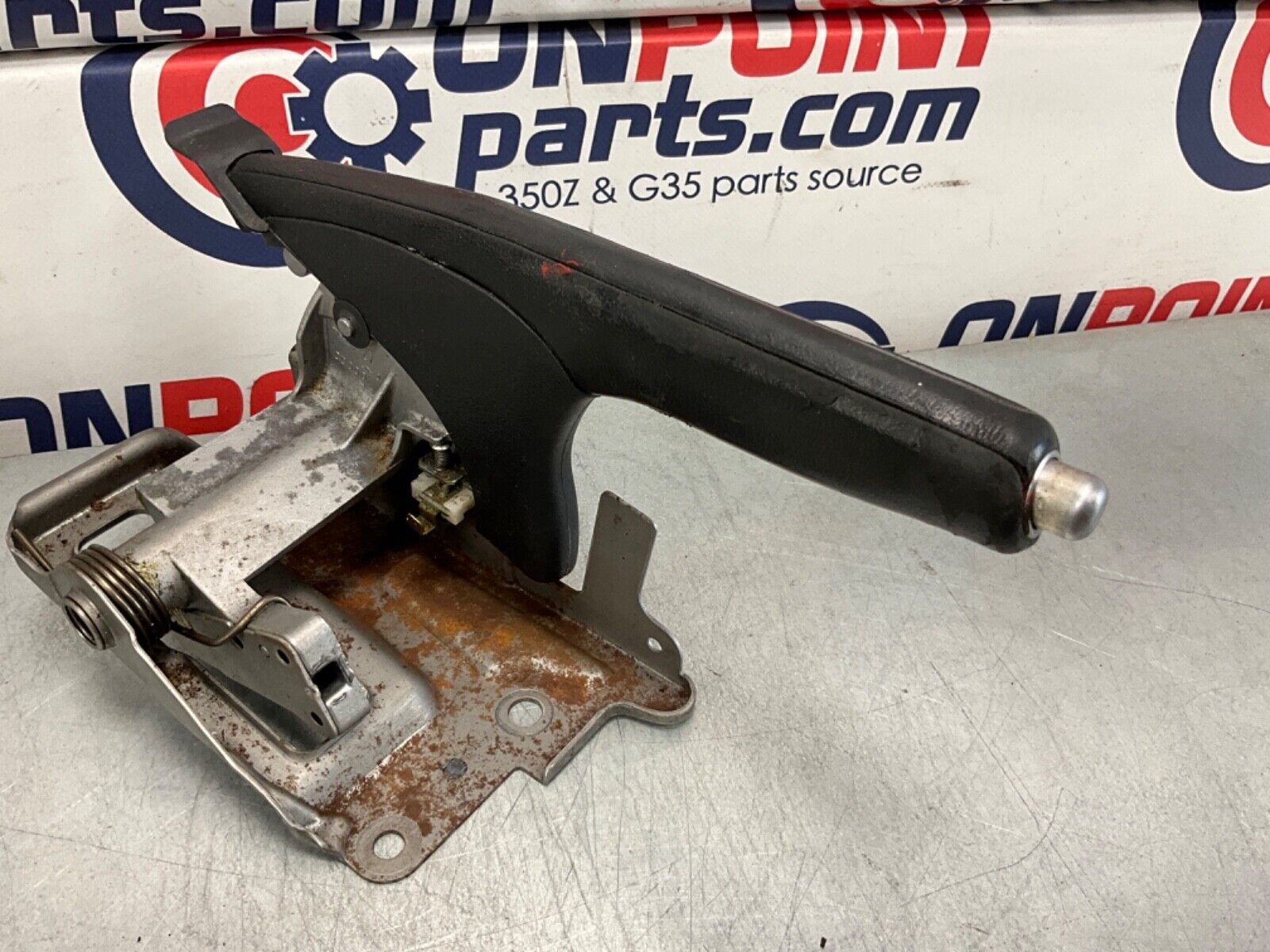 2014 Nissan Z34 370Z BCM Body Control Module 284B1-1EA8D OEM 14BILEI - On Point Parts Inc