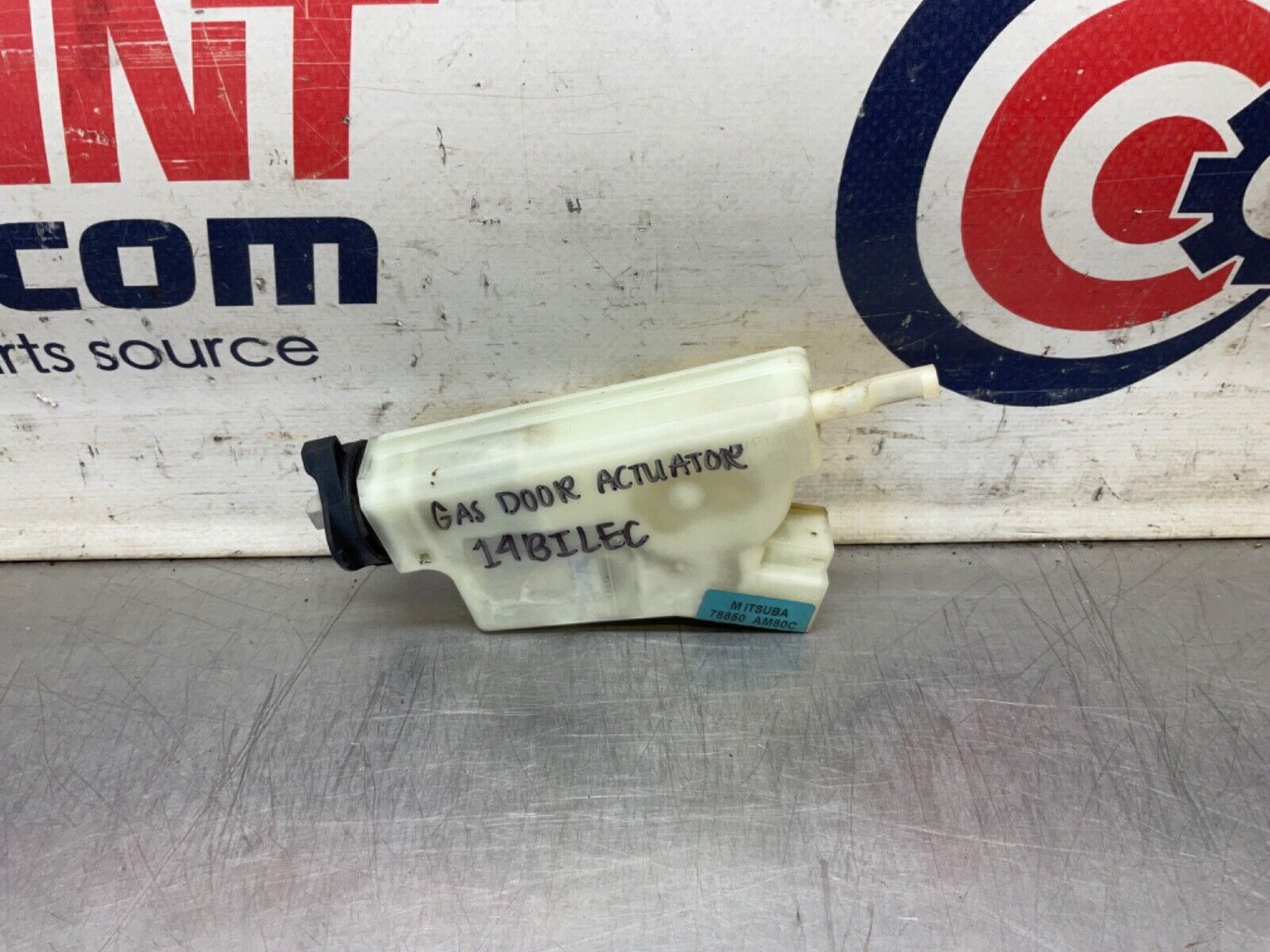 2014 Nissan Z34 370Z Gas Door Lock Actuator 78850 OEM 14BILEC - On Point Parts Inc