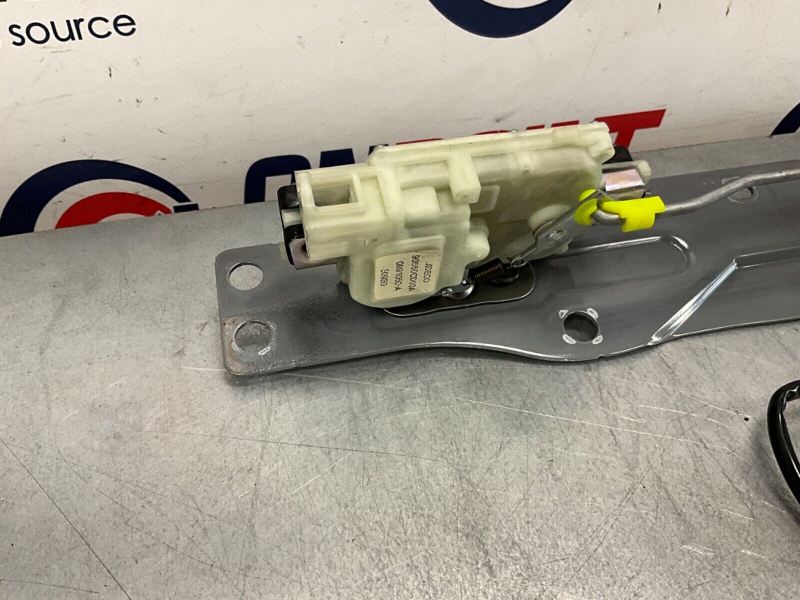 2014 Nissan Z34 370Z Rear Trunk Latch Lock Actuator OEM 14BILEI - On Point Parts Inc