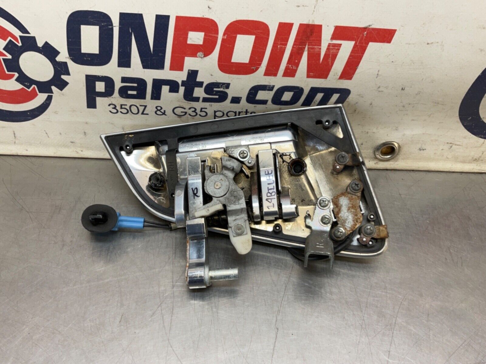 2014 Nissan Z34 370Z Passenger Right Interior Door Handle OEM 14BILEE - On Point Parts Inc