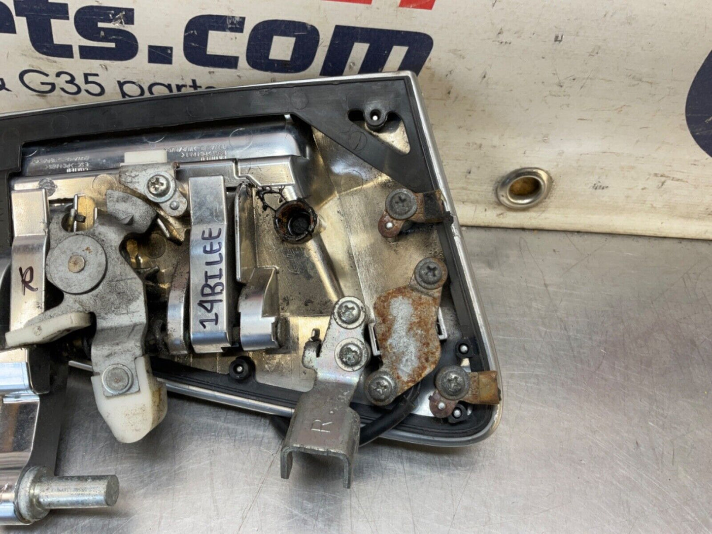 2014 Nissan Z34 370Z Passenger Right Interior Door Handle OEM 14BILEE - On Point Parts Inc