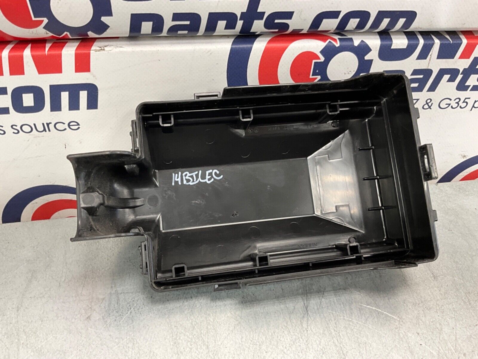 2014 Nissan Z34 370Z IPDM Large Engine Bay Fuse Box 284B7-1EA6B OEM 14BILEC - On Point Parts Inc