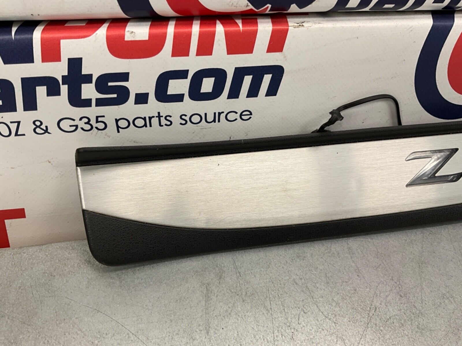 2014 Nissan 370Z Passenger Right Door Sill Illuminated Kick Plate OEM 14BILE7 - On Point Parts Inc