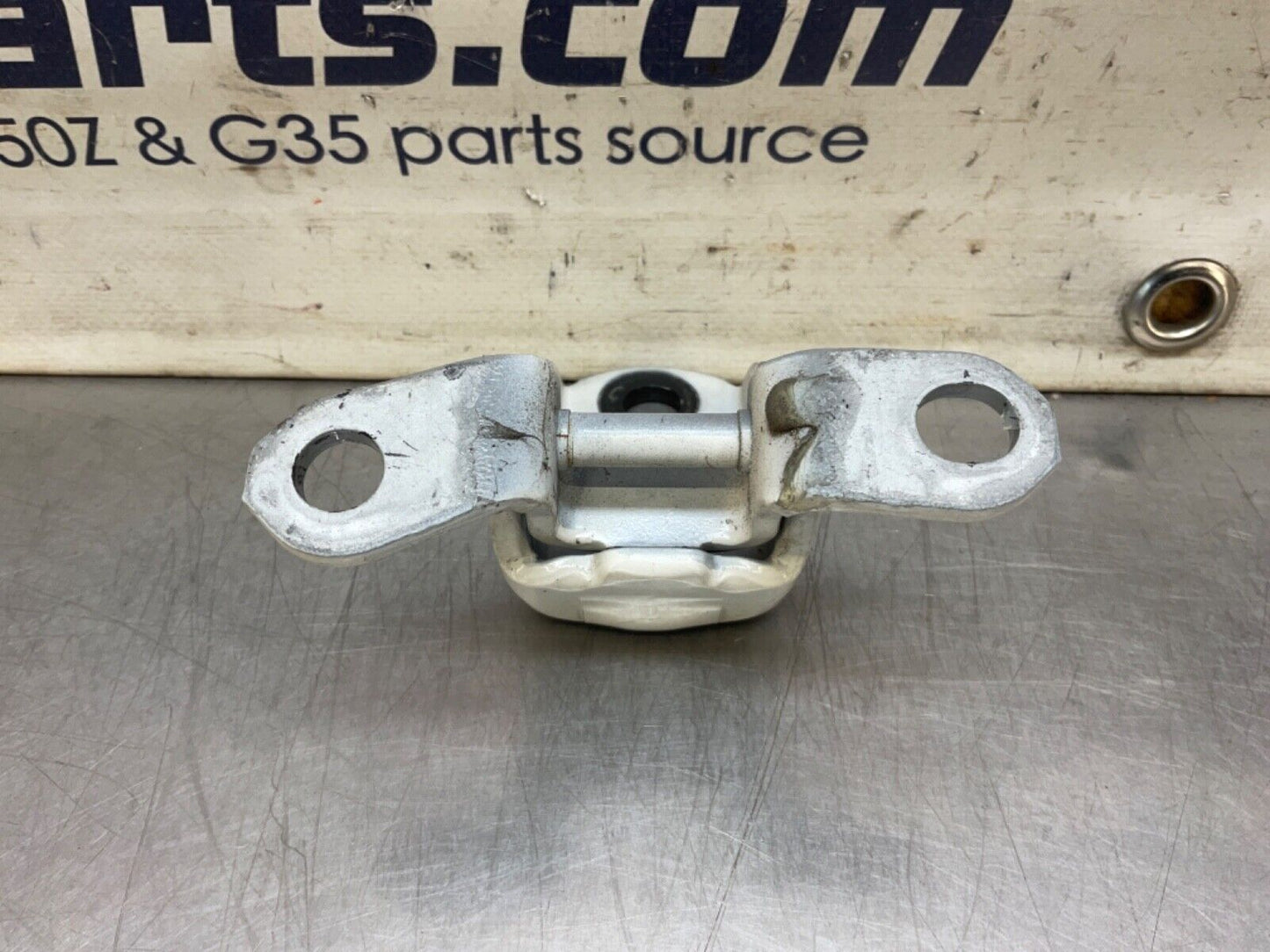 2014 Nissan Z34 370Z Passenger Right Door Hinges OEM 14BILEE - On Point Parts Inc