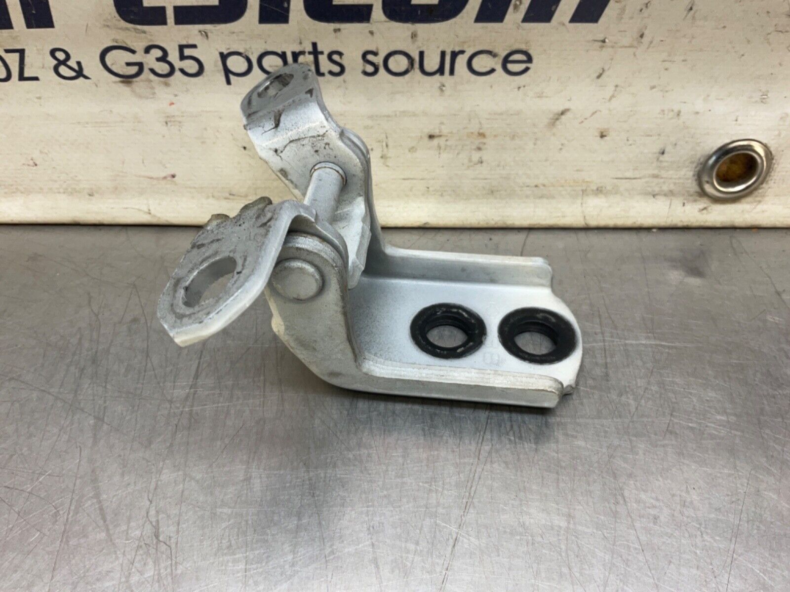 2014 Nissan Z34 370Z Passenger Right Door Hinges OEM 14BILEE - On Point Parts Inc