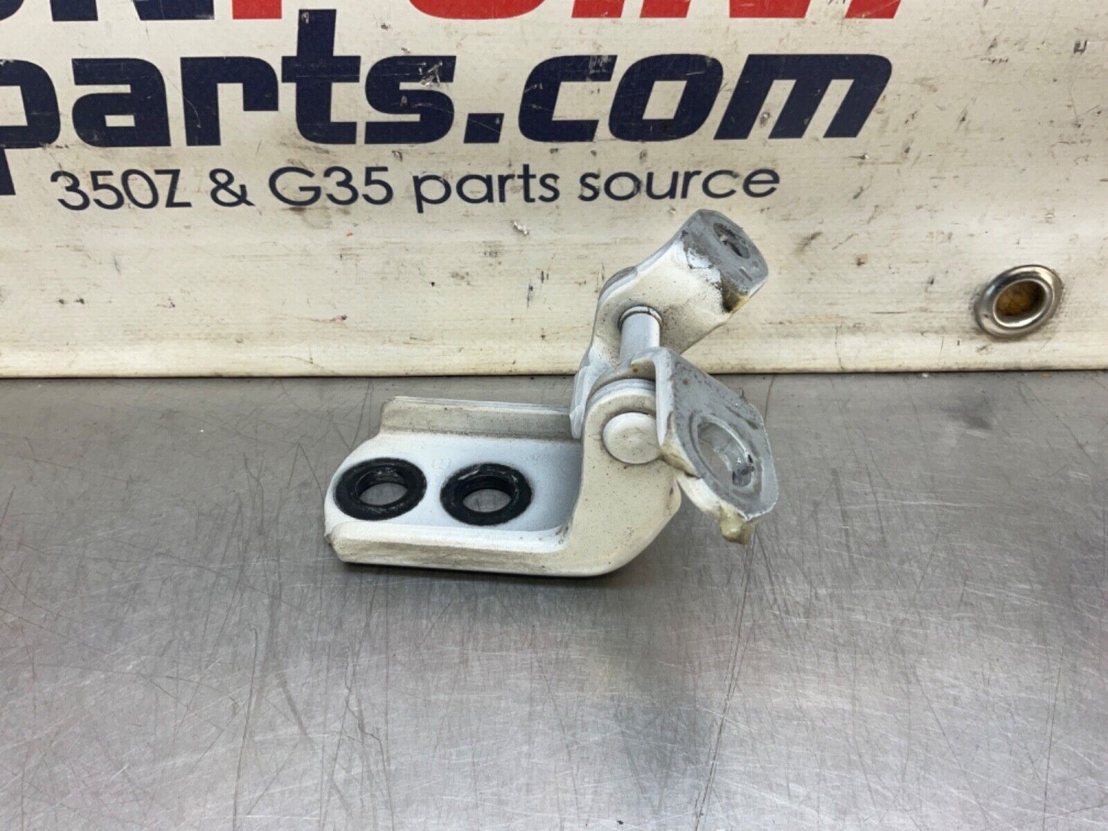 2014 Nissan Z34 370Z Passenger Right Door Hinges OEM 14BILEE - On Point Parts Inc