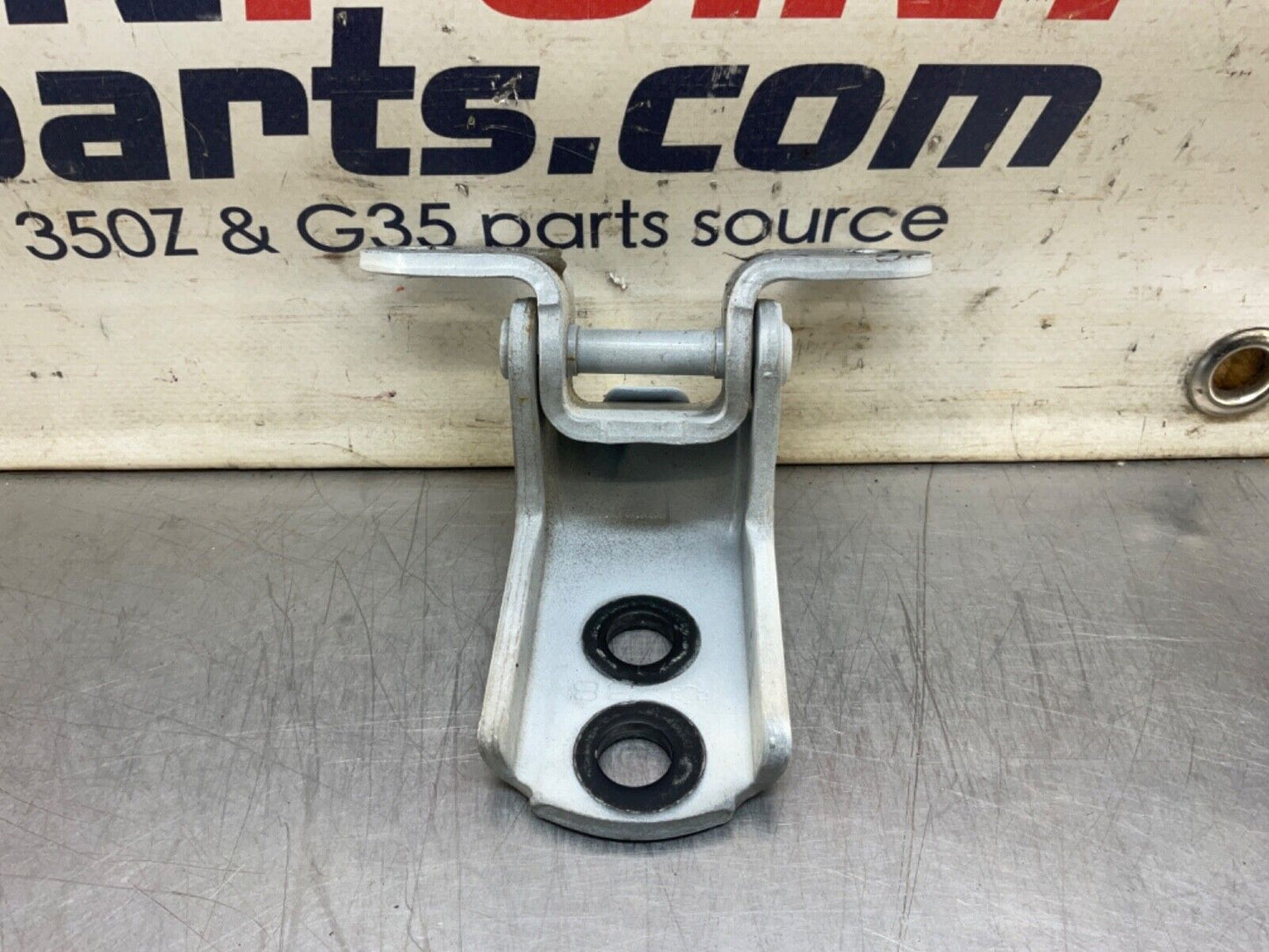 2014 Nissan Z34 370Z Passenger Right Door Hinges OEM 14BILEE - On Point Parts Inc