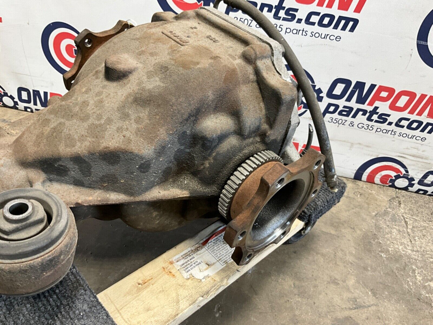 2014 Nissan Z34 370Z Rear Differential Manual 6MT 3.69 88k OEM 14BILE0 - On Point Parts Inc