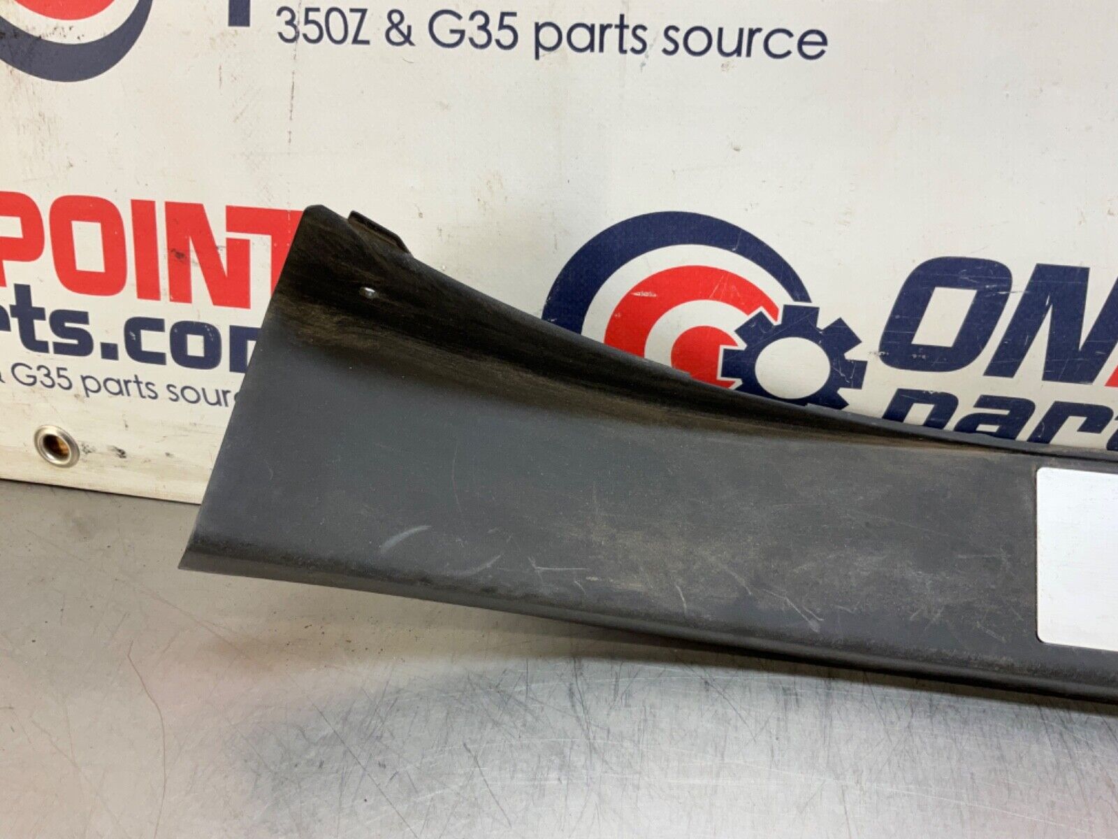 2007 Nissan Z33 350Z Passenger Right Door Sill Kick Plate Trim 769B0 OEM 23BIZE7 - On Point Parts Inc