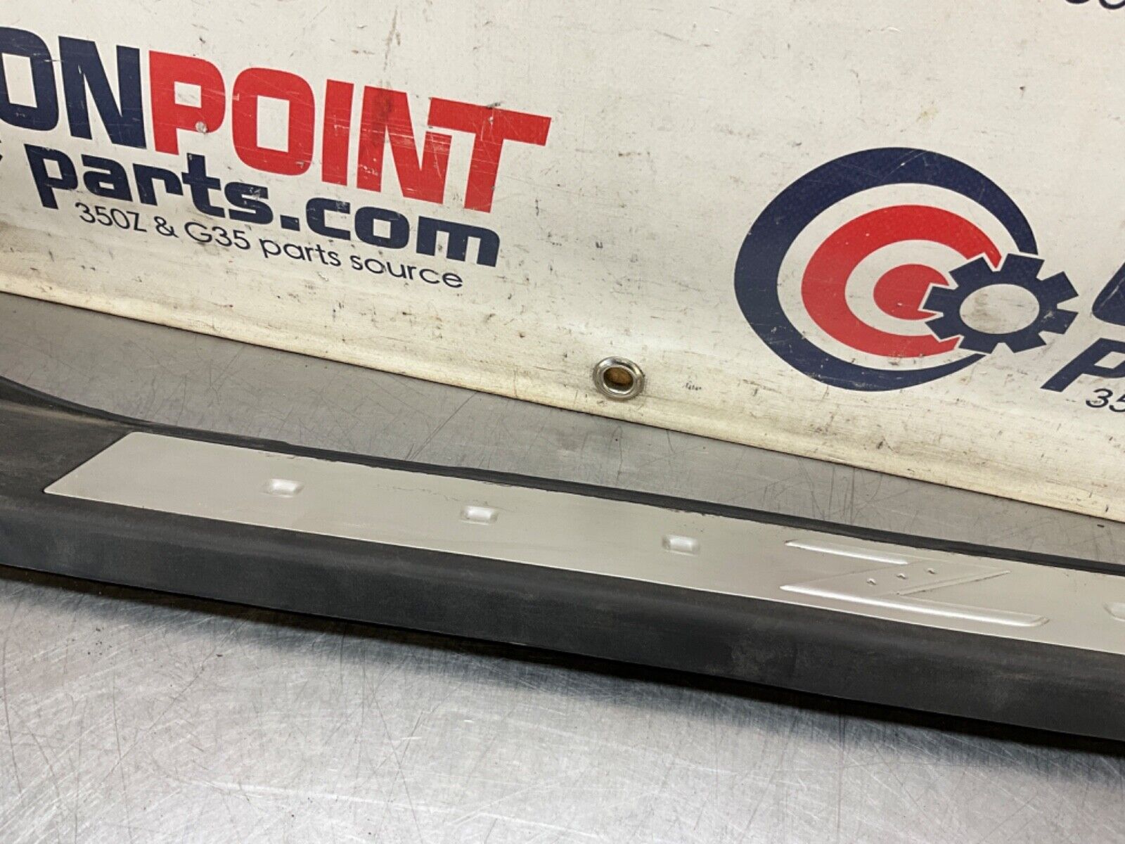 2007 Nissan Z33 350Z Passenger Right Door Sill Kick Plate Trim 769B0 OEM 23BIZE7 - On Point Parts Inc