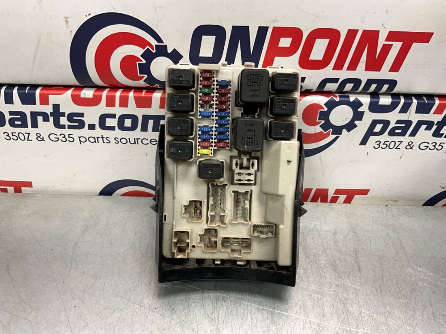 2007 Nissan Z33 350Z VQ35HR IPDM Engine Bay Fuse Relay Box 284B7 OEM 23BIZEC - On Point Parts Inc