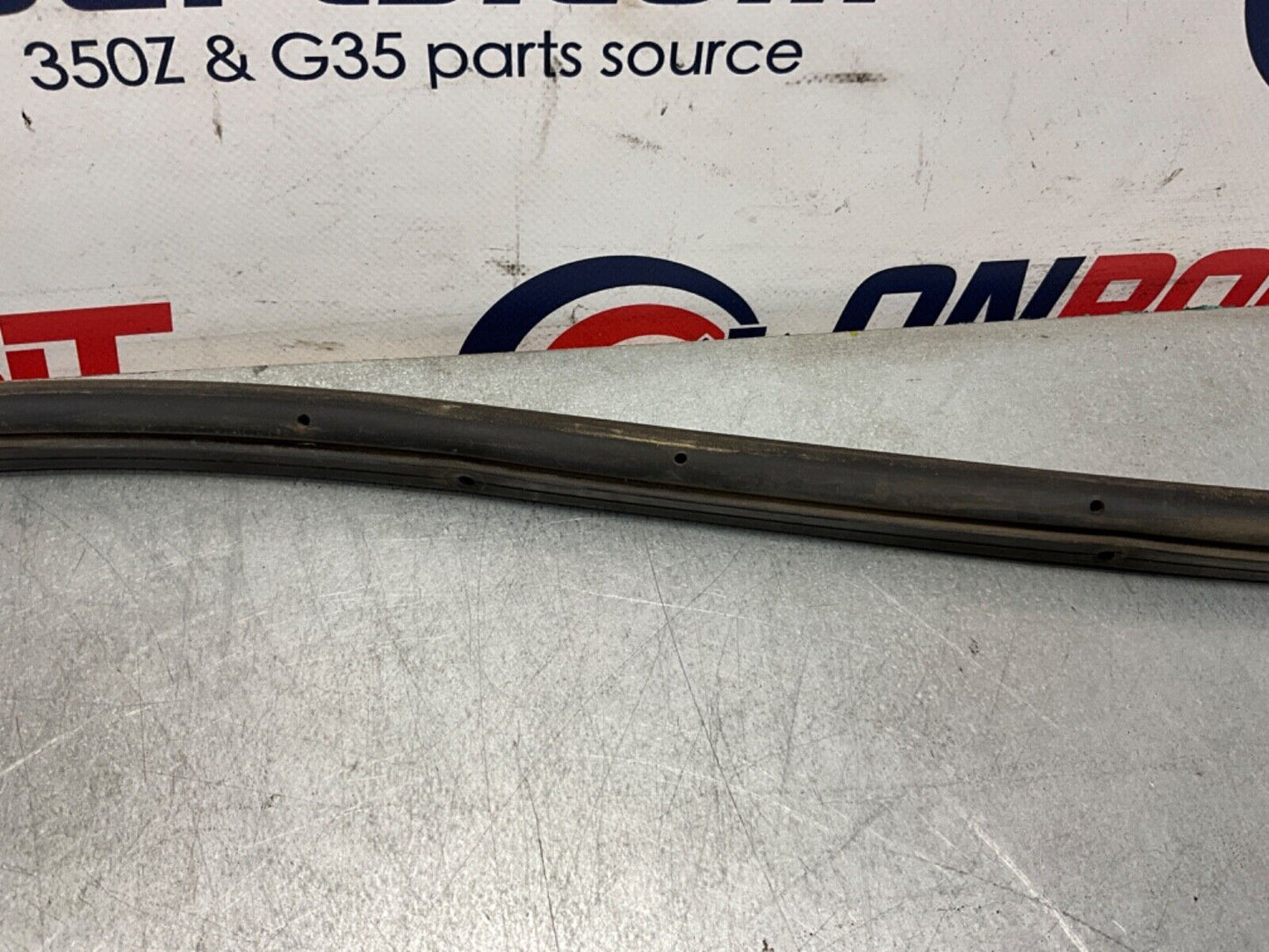 2007 Nissan Z33 350Z Driver Left Lower Door Seal 80830 OEM 23BIZEE - On Point Parts Inc