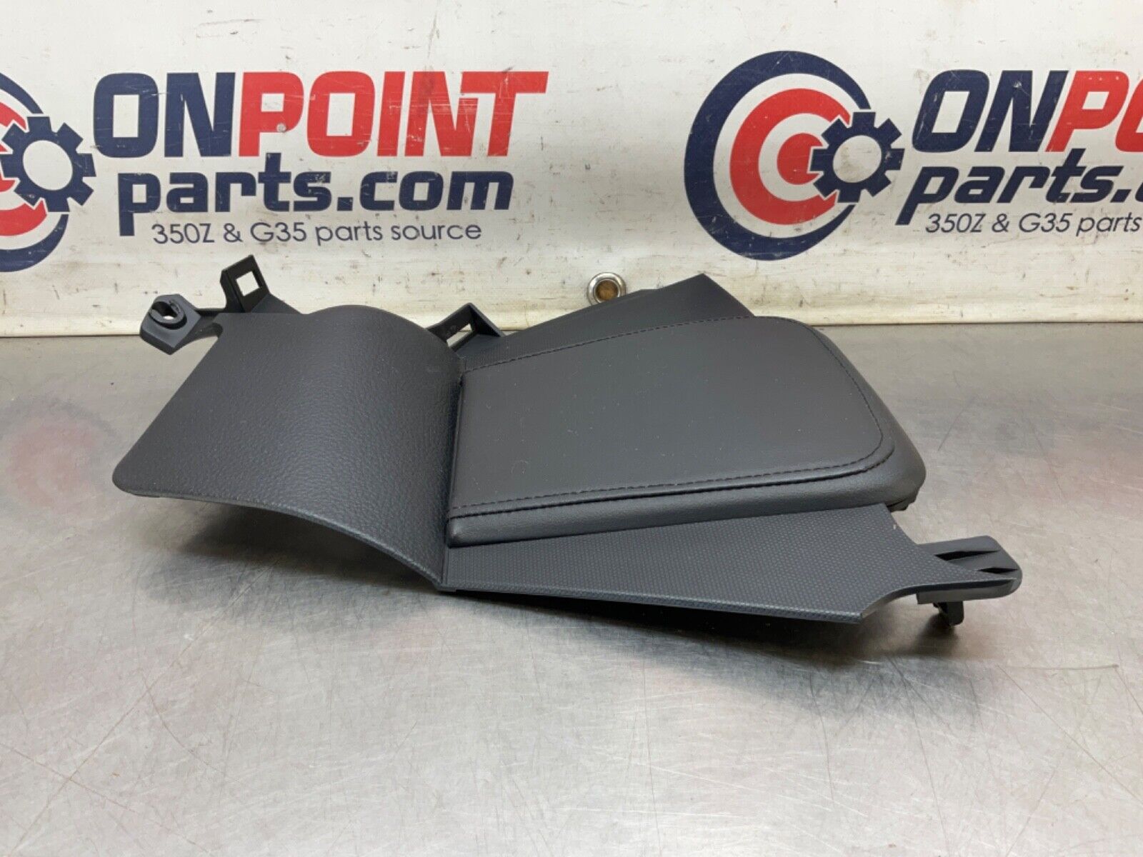 2006 Nissan Z33 350Z Driver Left Center Console Cushioned Knee Panel OEM 23BJJEA - On Point Parts Inc