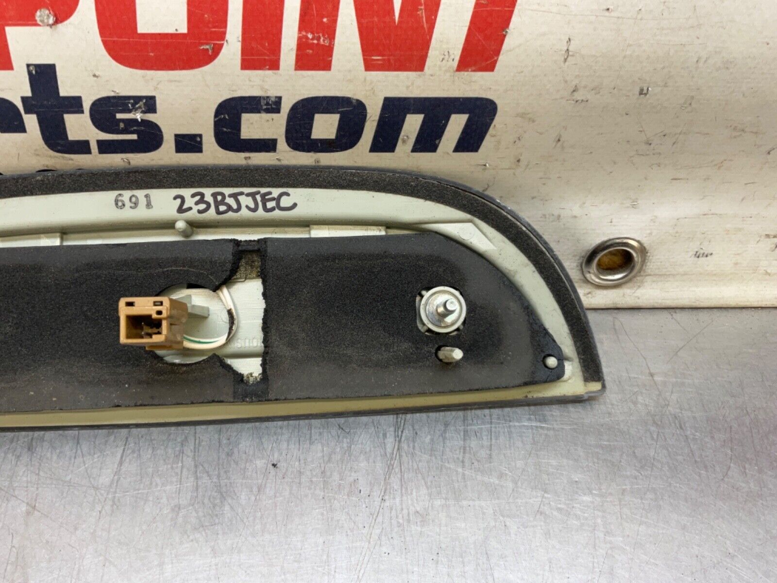 あすか 300zx 99 J spec replica side skirts for the 2+0 and 2+2. Save $60