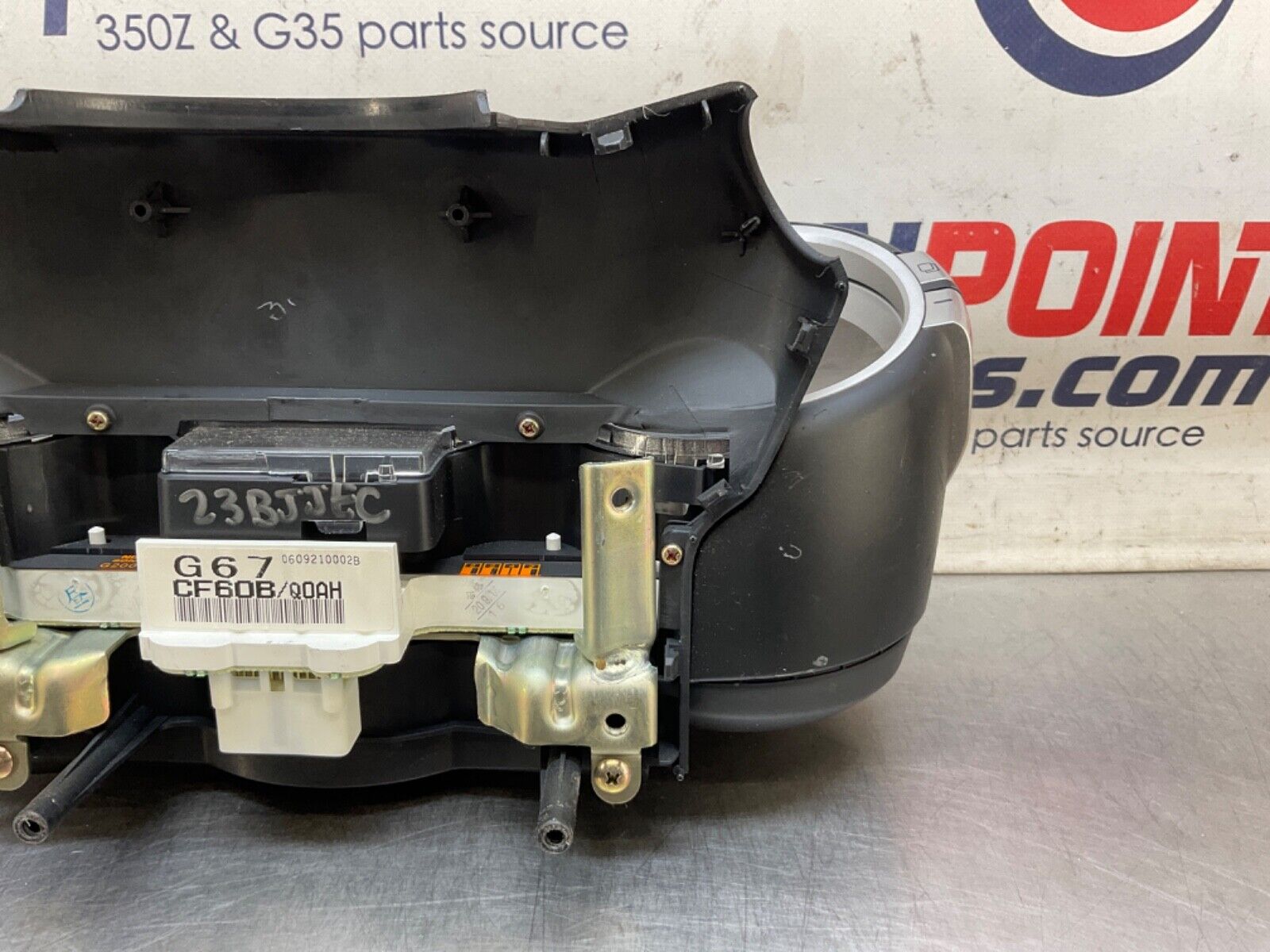 2006Nissan Z33 350Z Speedometer Instrument Gauge Cluster Manual 112k OEM 23BJJEC - On Point Parts Inc