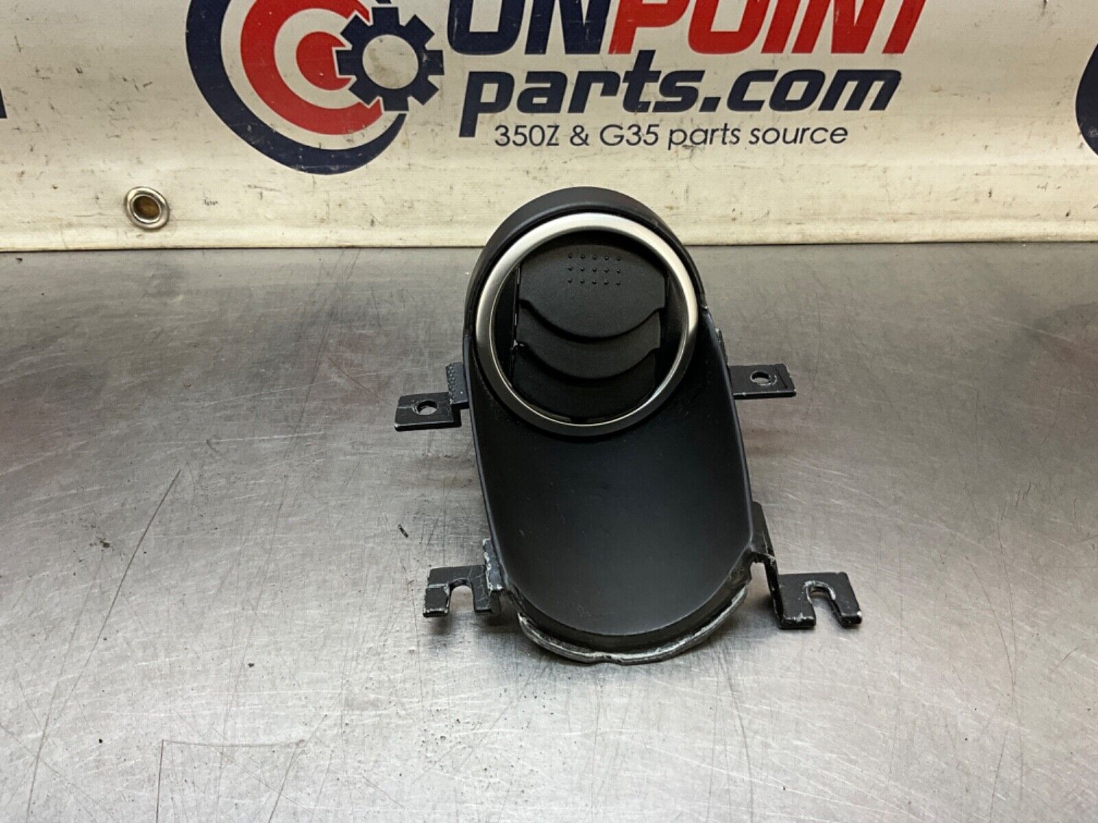 2006 Nissan Z33 350Z Passenger Right Door Vent Trim 80964 OEM