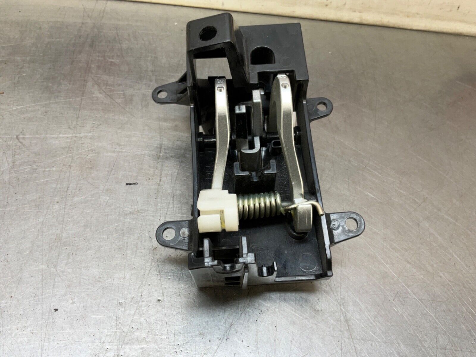 2006 Nissan Z33 350Z Passenger Right Interior Door Release Handle OEM 23BJJEE - On Point Parts Inc