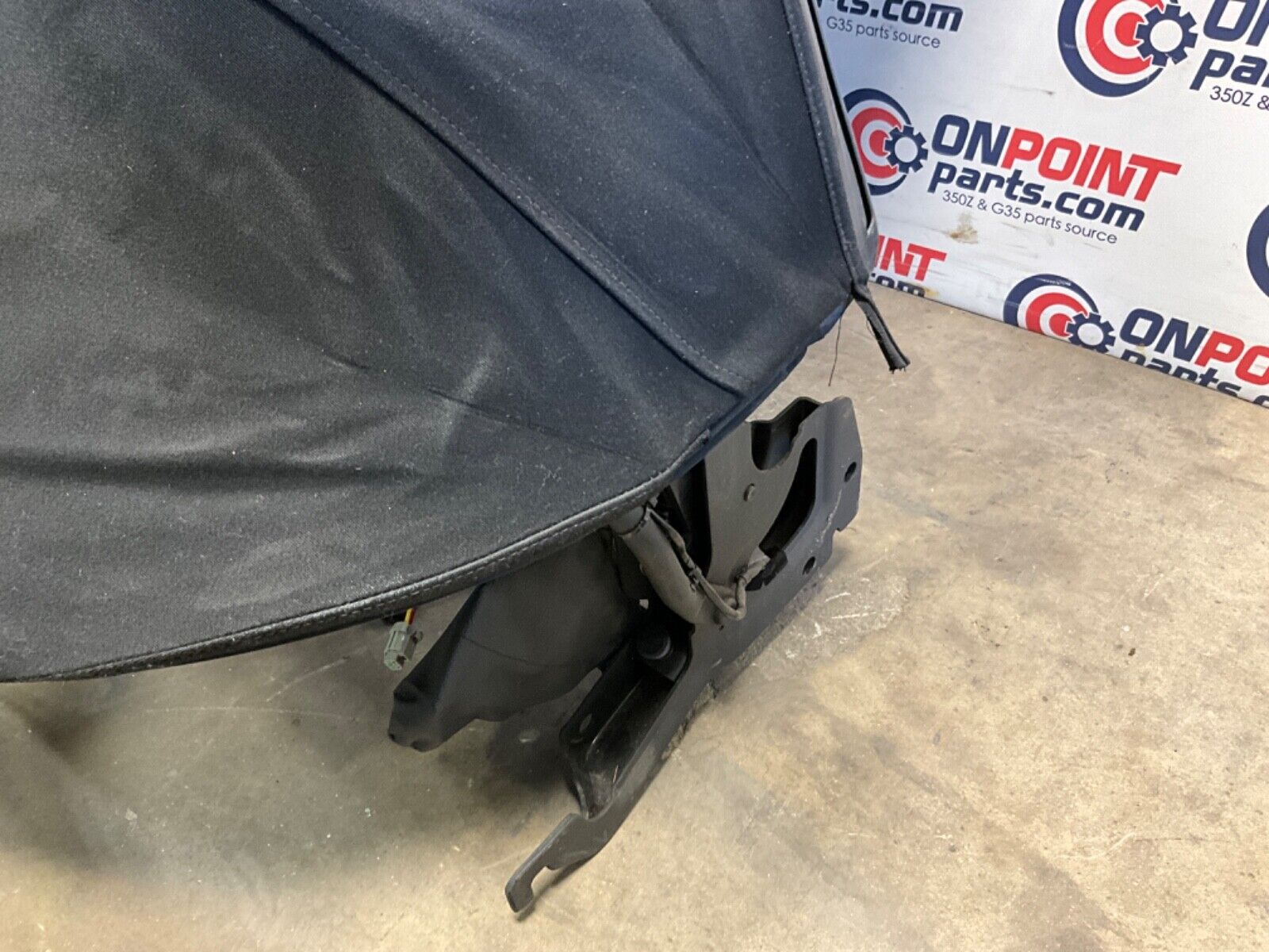 2006 Nissan Z33 350Z Convertible Soft Top and Frame with Motors OEM 23BJJE9 - On Point Parts Inc