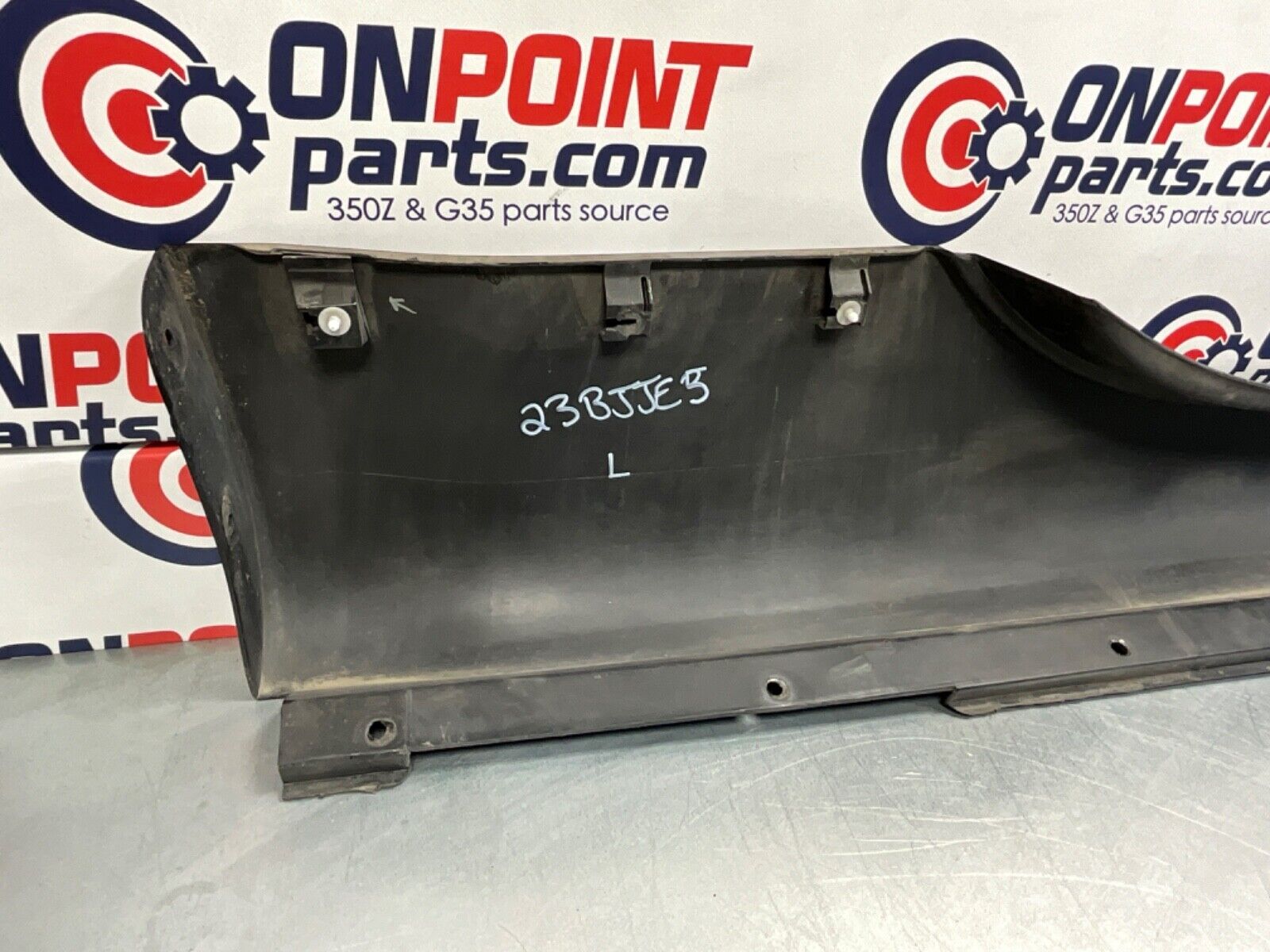 2006 Nissan Z33 350Z Driver Left Side Skirt Rocker Panel 76853 OEM 23BJJE5 - On Point Parts Inc