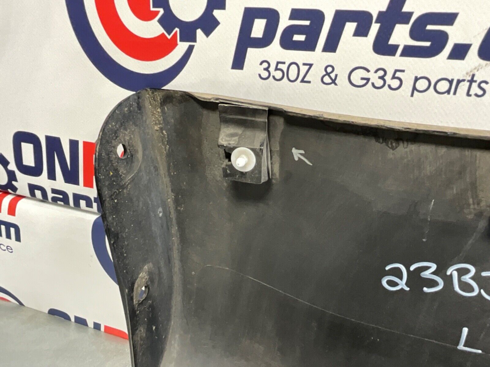 2006 Nissan Z33 350Z Driver Left Side Skirt Rocker Panel 76853 OEM 23BJJE5 - On Point Parts Inc