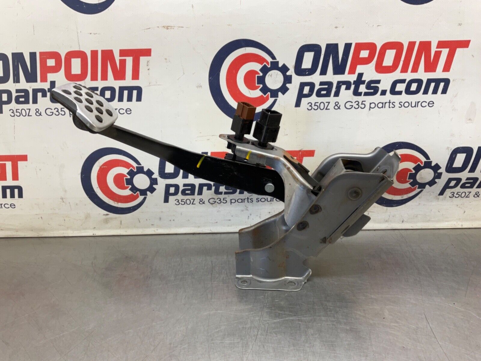 2006 Nissan Z33 350Z Manual Brake Pedal OEM 23BJJEI - On Point Parts Inc