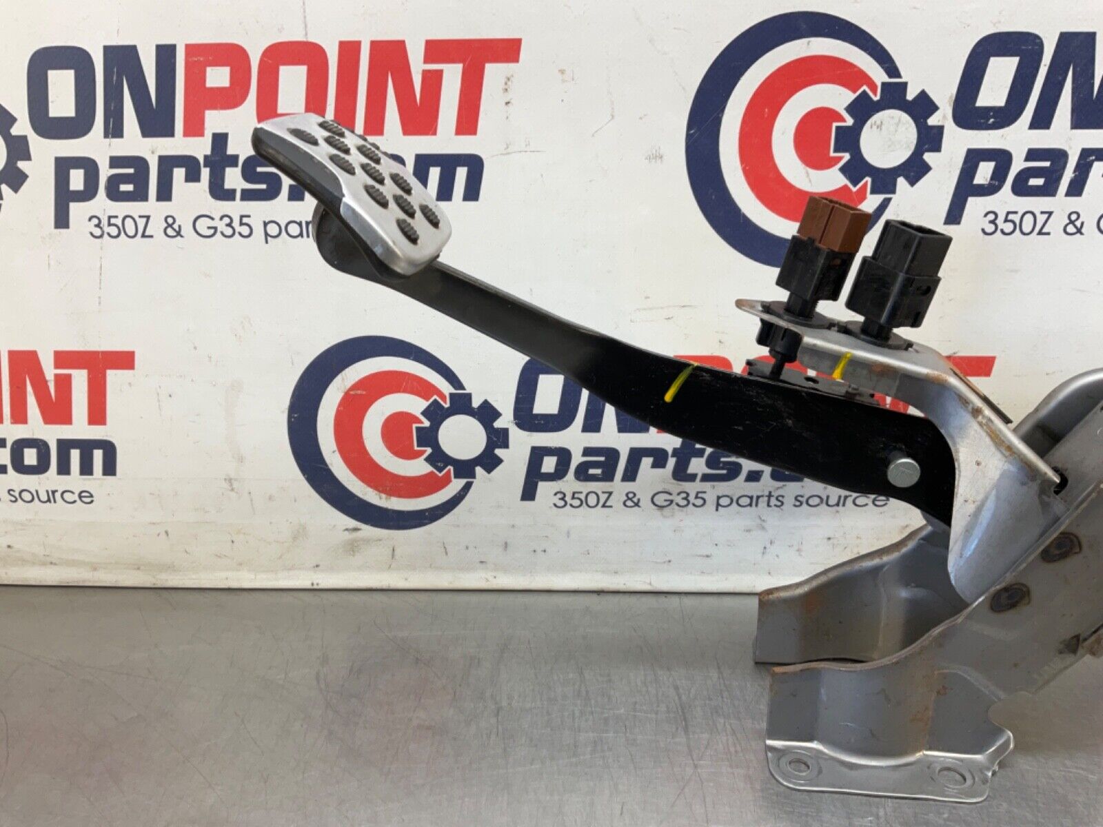 2006 Nissan Z33 350Z Manual Brake Pedal OEM 23BJJEI - On Point Parts Inc