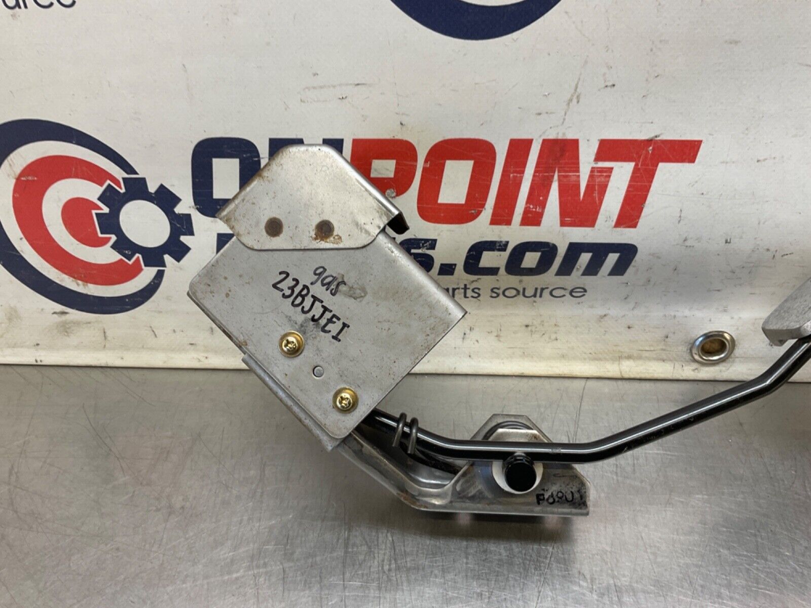 2006 Nissan Z33 350Z Manual Gas Acceleration Pedal OEM 23BJJEI - On Point Parts Inc