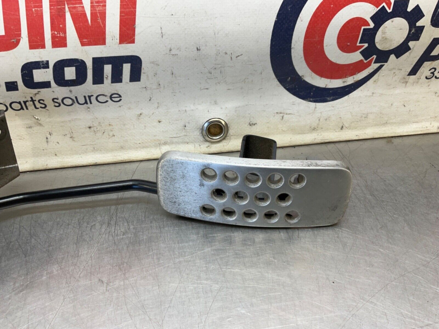 2006 Nissan Z33 350Z Manual Gas Acceleration Pedal OEM 23BJJEI - On Point Parts Inc