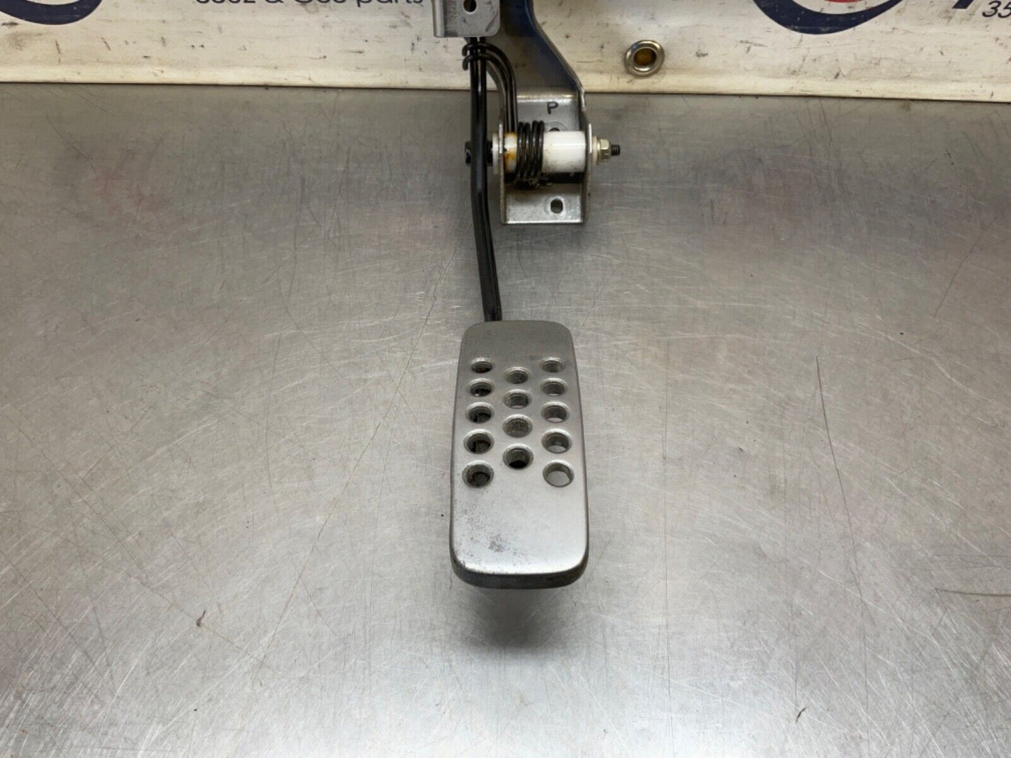 2006 Nissan Z33 350Z Manual Gas Acceleration Pedal OEM 23BJJEI - On Point Parts Inc