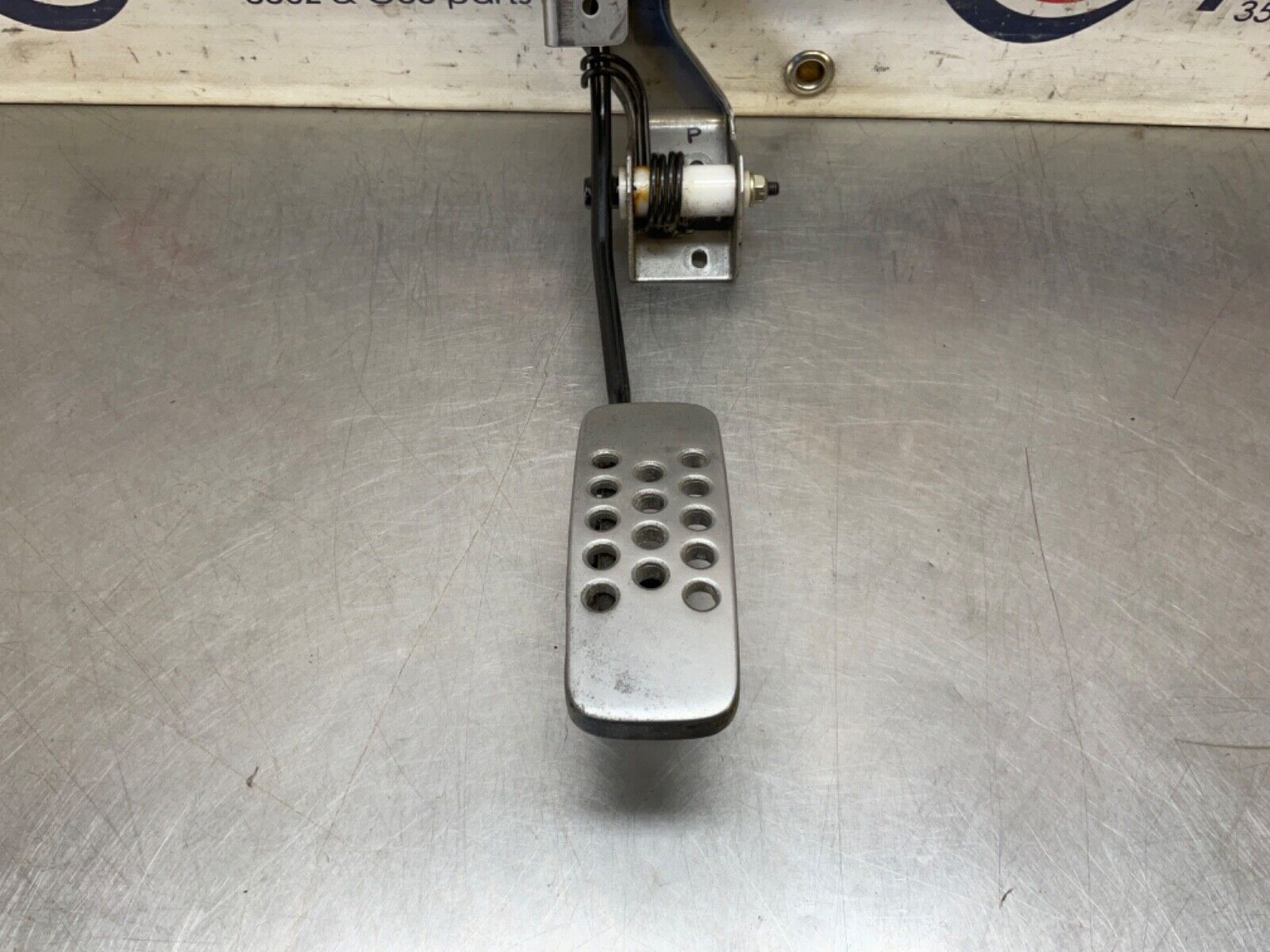 2006 Nissan Z33 350Z Manual Gas Acceleration Pedal OEM 23BJJEI - On Point Parts Inc