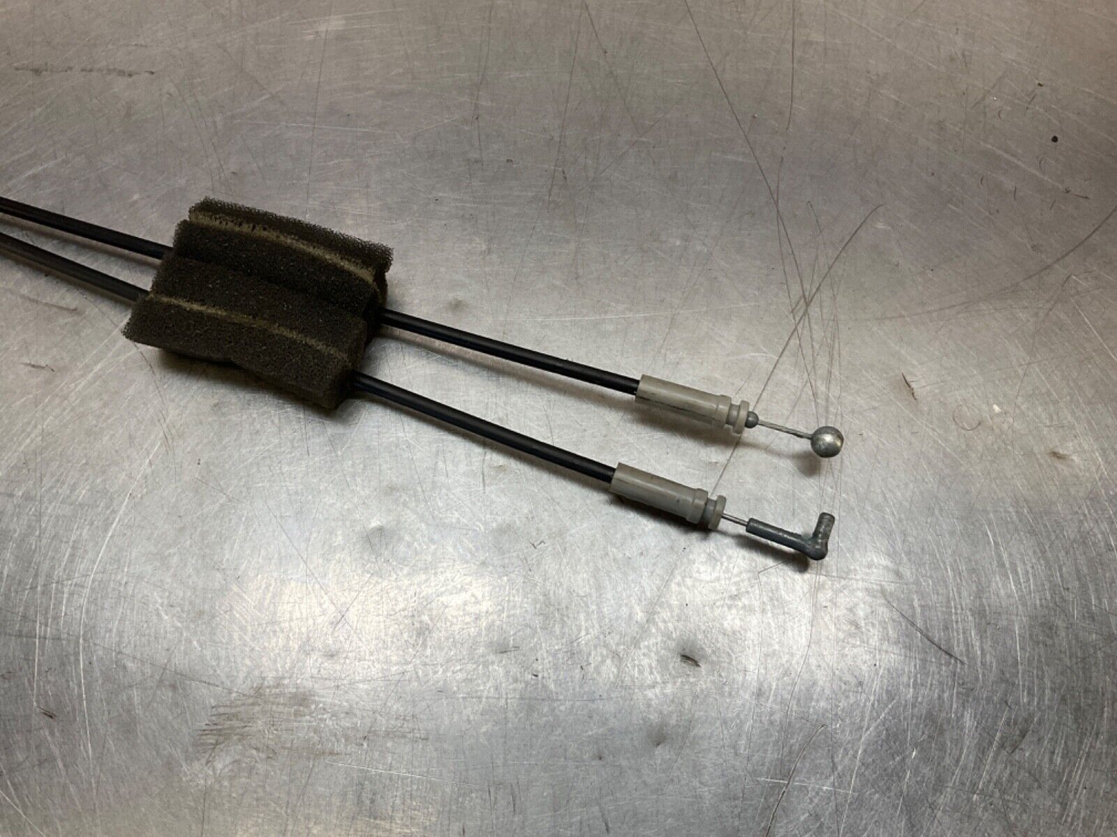 2005 Infiniti V35 G35 Passenger Right Door Lock Actuator  OEM 13BJXEE - On Point Parts Inc