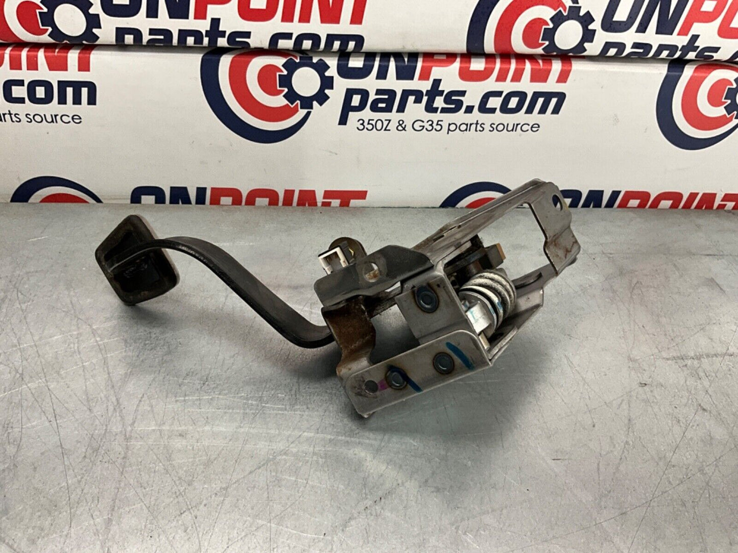 2005 Infiniti V35 G35 Manual Clutch Pedal OEM 13BJXEI - On Point Parts Inc