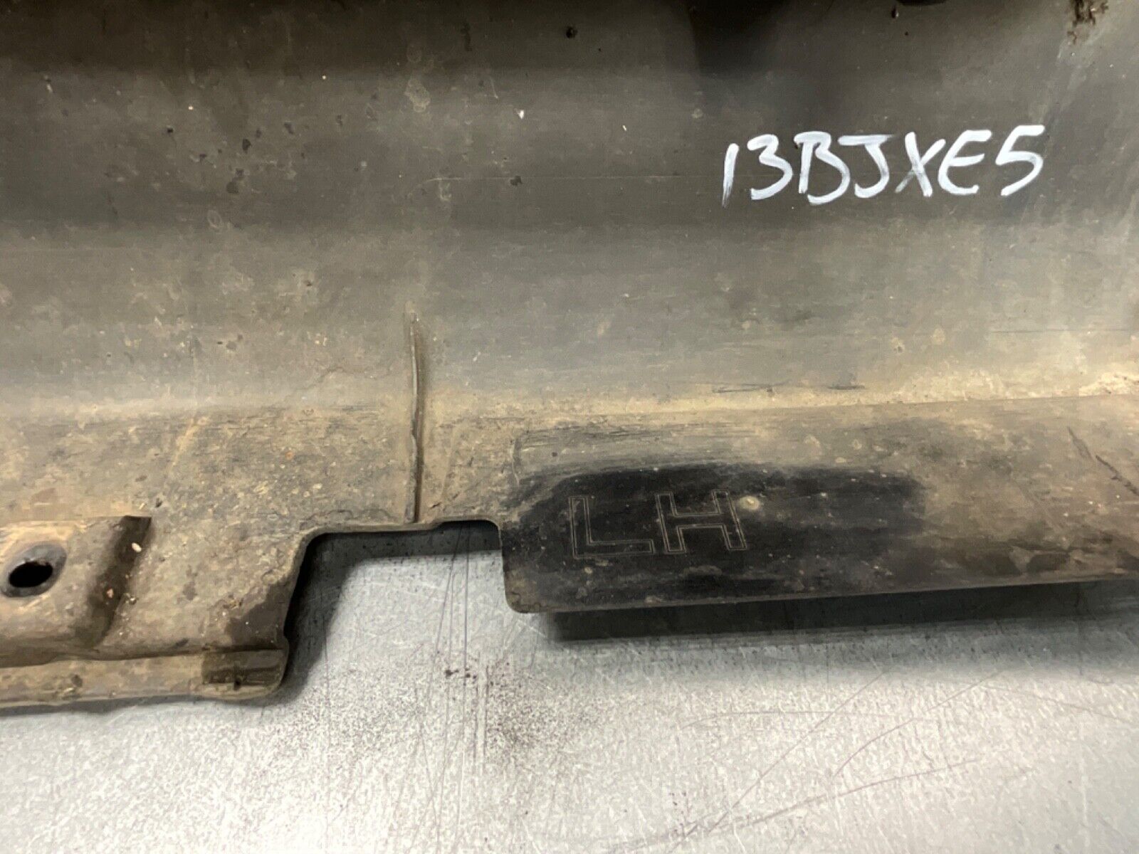 2005 Infiniti V35 G35 Coupe Driver Left Side Skirt Rocker Panel OEM 13BJXE5 - On Point Parts Inc