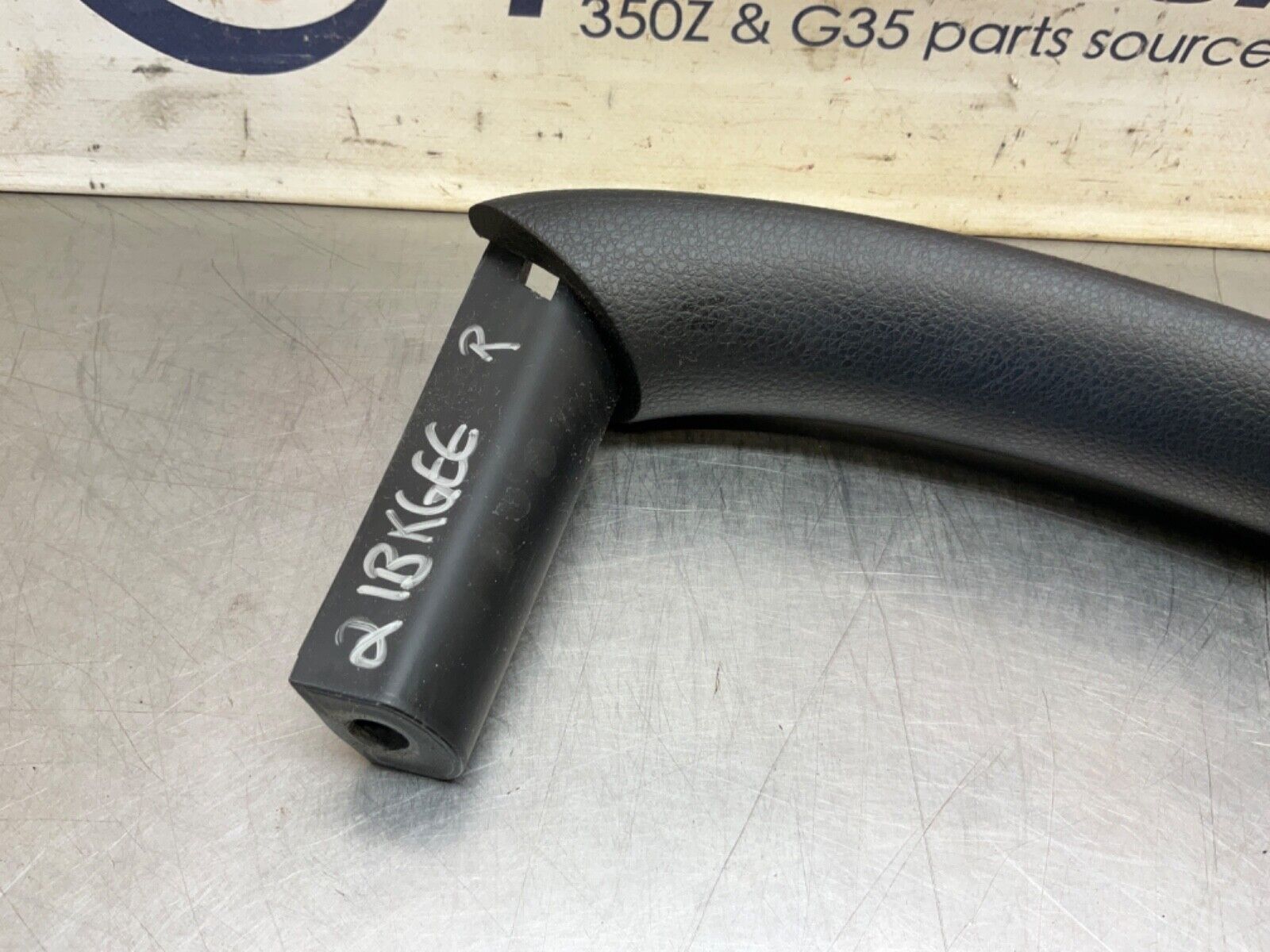 2003 Nissan Z33 350Z Passenger Right Interior Door Grip Pull Handle OEM 21BKGEE - On Point Parts Inc
