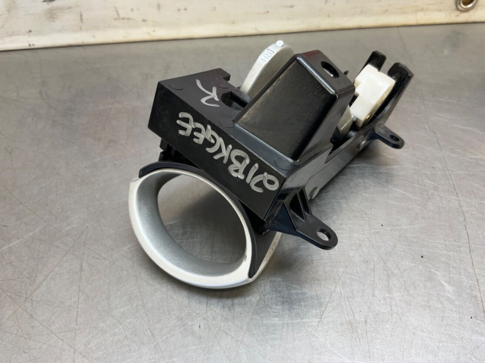 2003 Nissan Z33 350Z Passenger Right Interior Door Release Handle OEM 21BKGEE - On Point Parts Inc