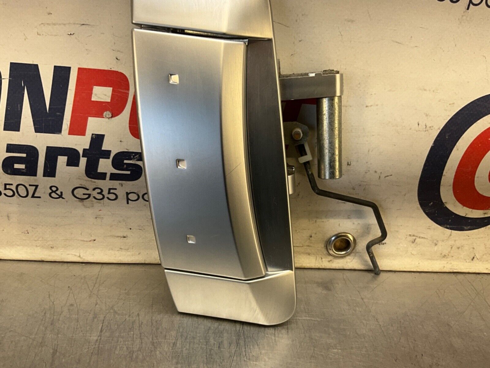 2003 Nissan Z33 350Z Passenger Right Exterior Door Release Handle OEM 21BKGEE - On Point Parts Inc