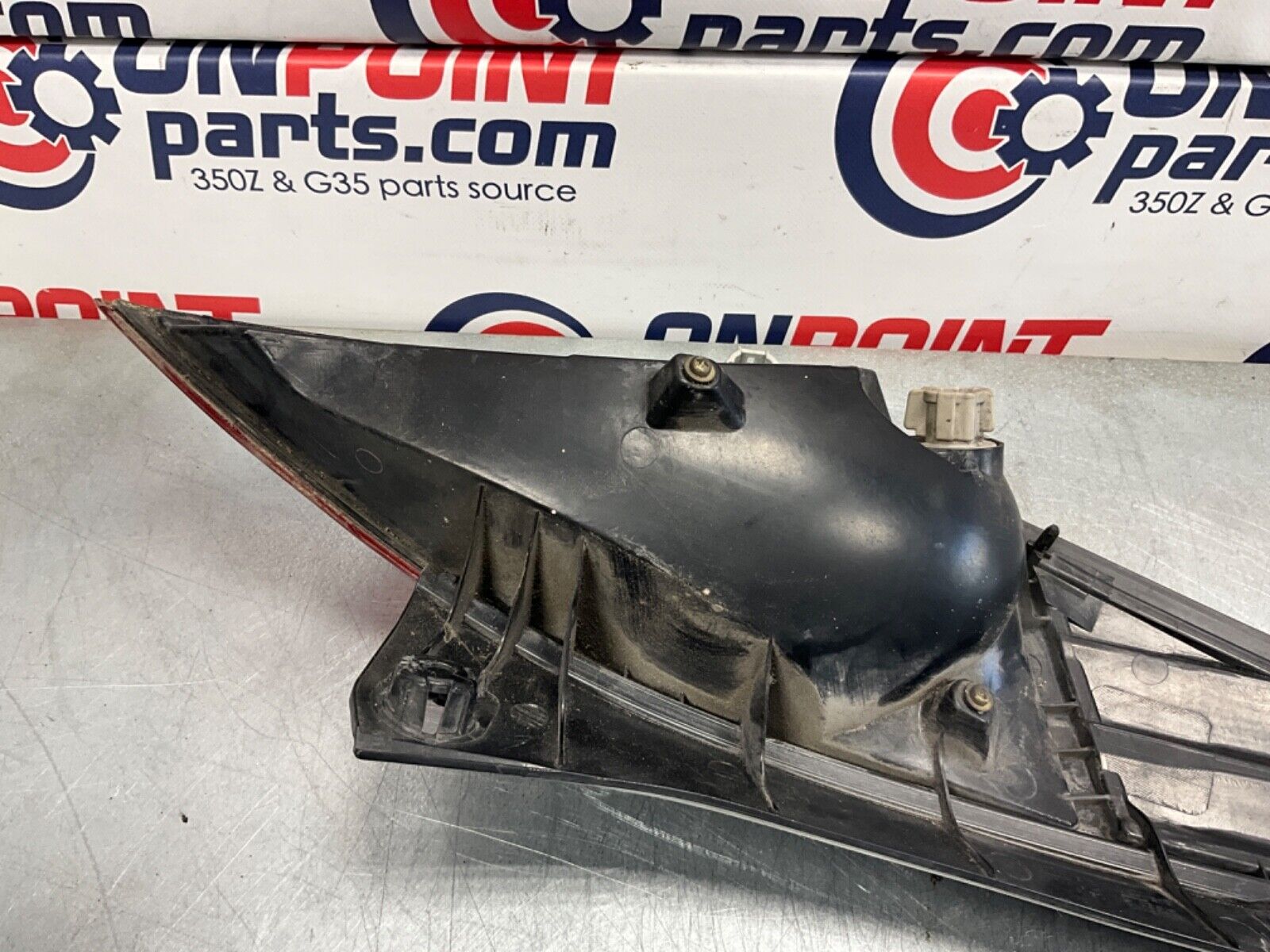 2003 Nissan Z33 350Z Passenger Right Rear Tail Light Assembly OEM 21BKGE2 - On Point Parts Inc