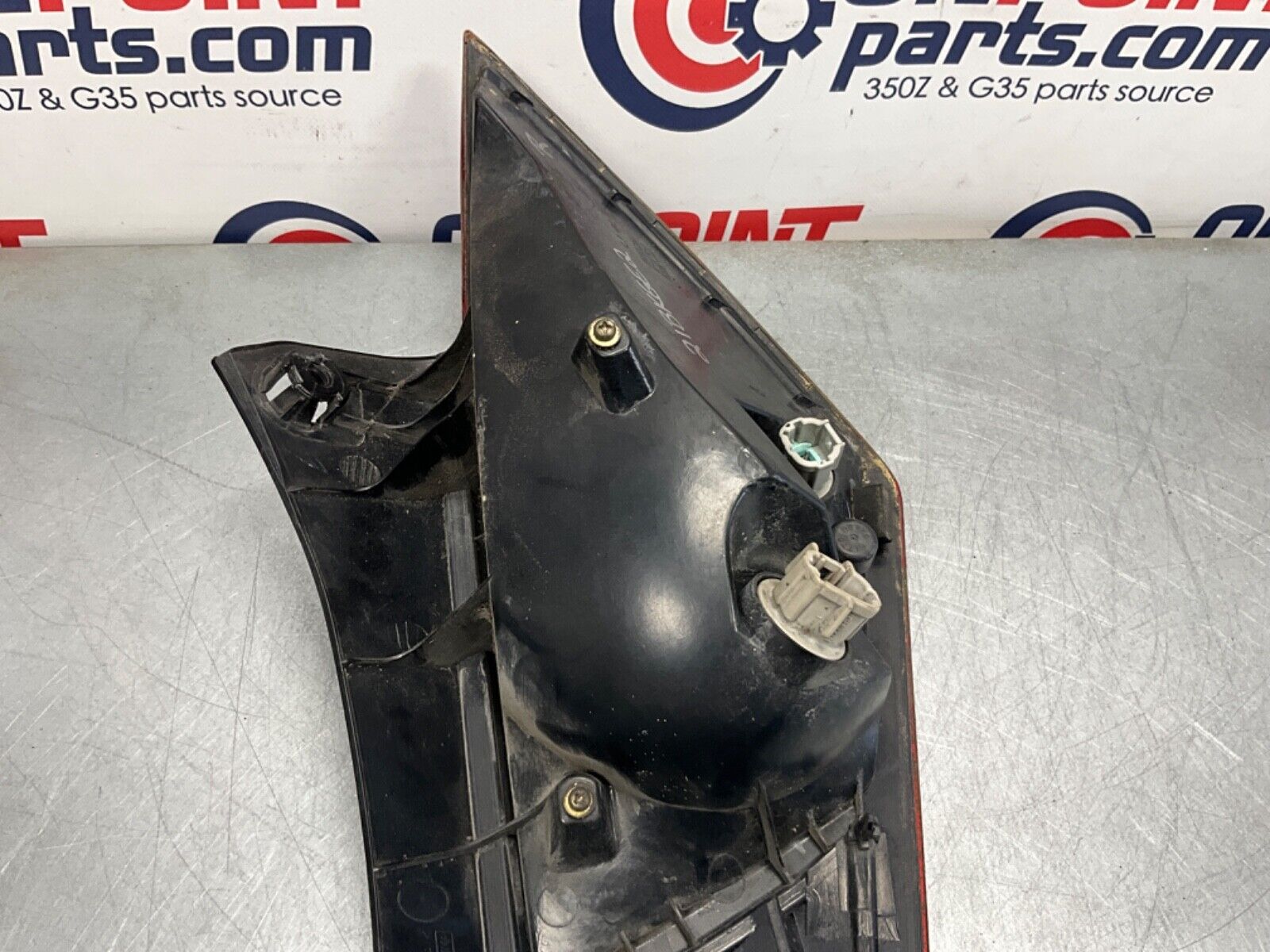 2003 Nissan Z33 350Z Passenger Right Rear Tail Light Assembly OEM 21BKGE2 - On Point Parts Inc