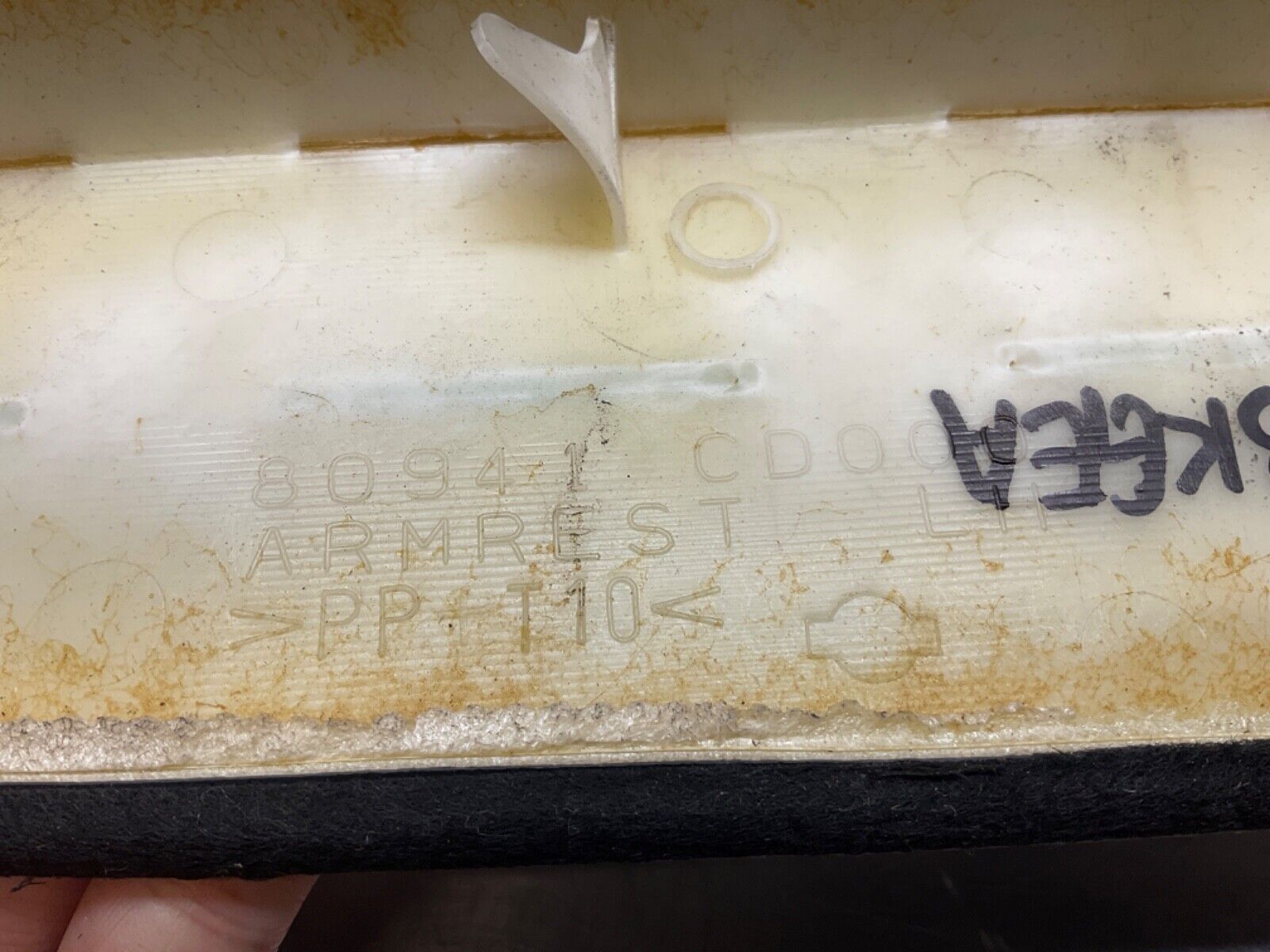 2003 Nissan Z33 350Z Driver Left Door Panel Arm Rest  OEM 21BKGEA - On Point Parts Inc