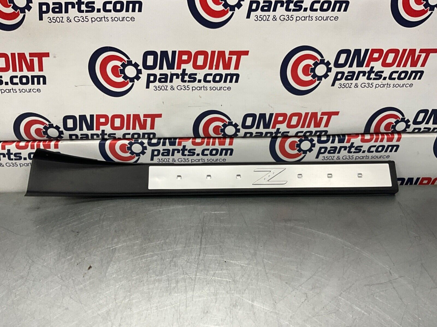 2003 Nissan Z33 350Z Passenger Right Door Sill Kick Plate OEM 21BKGE7 - On Point Parts Inc