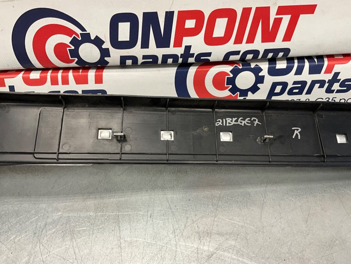 2003 Nissan Z33 350Z Passenger Right Door Sill Kick Plate OEM 21BKGE7 - On Point Parts Inc