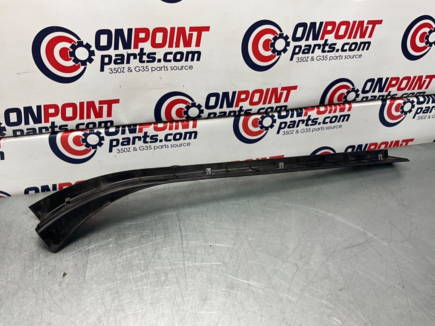 2003 Nissan Z33 350Z Passenger Right Door Sill Kick Plate OEM 21BKGE7 - On Point Parts Inc