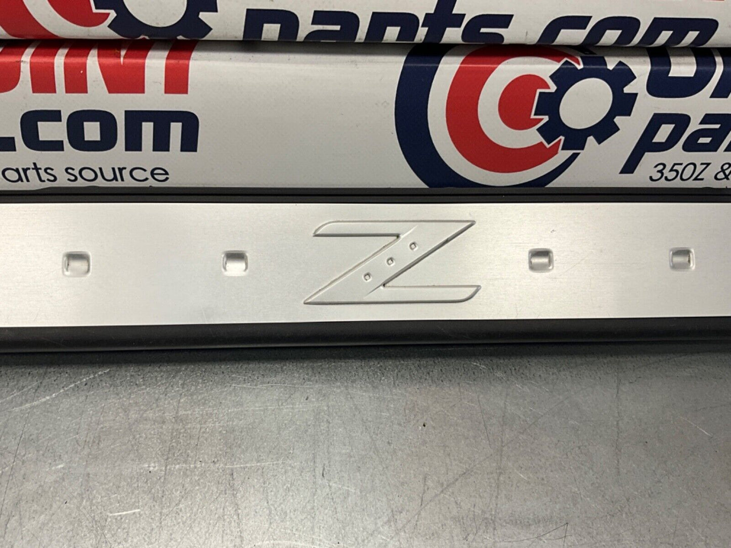 2003 Nissan Z33 350Z Passenger Right Door Sill Kick Plate OEM 21BKGE7 - On Point Parts Inc